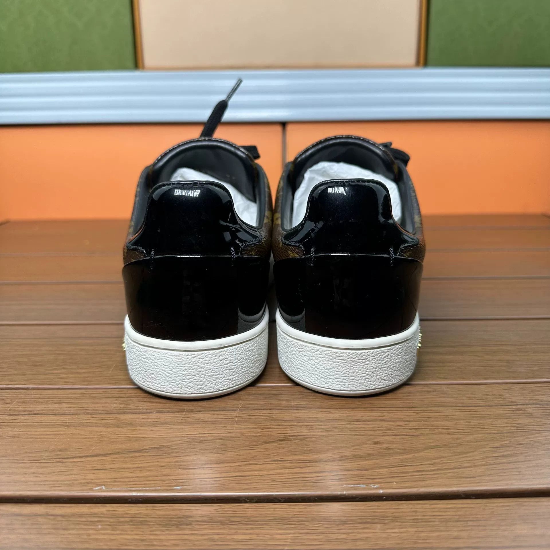 Louis Vuitton Louis Vuitton Multi Lowtop Sneakers 10 Men Size US 10 / EU 43 - 5 Thumbnail