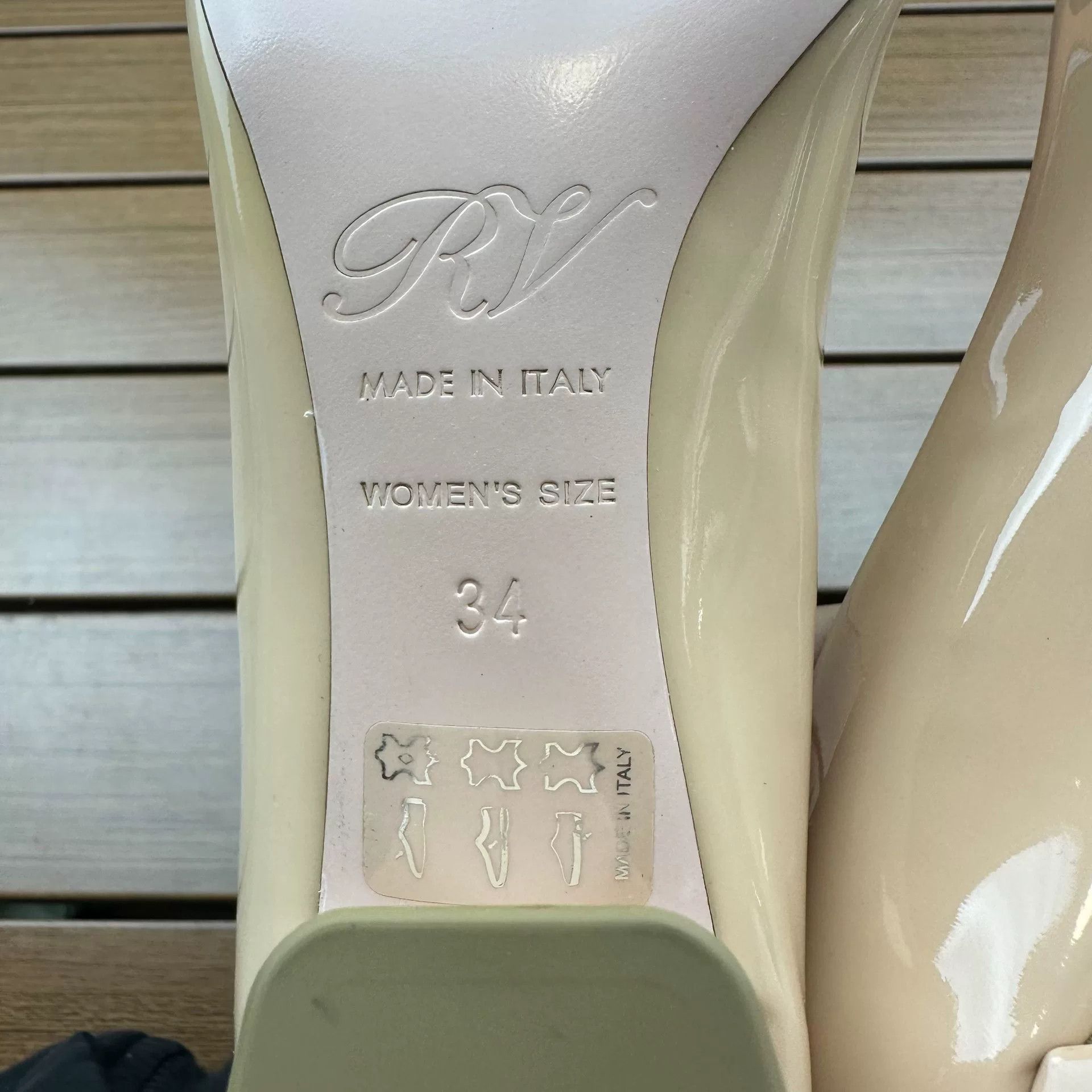 Roger Vivier Roger Vivier Lowtop Sneakers it_34 Women Size US 4 / IT 34 - 7 Thumbnail