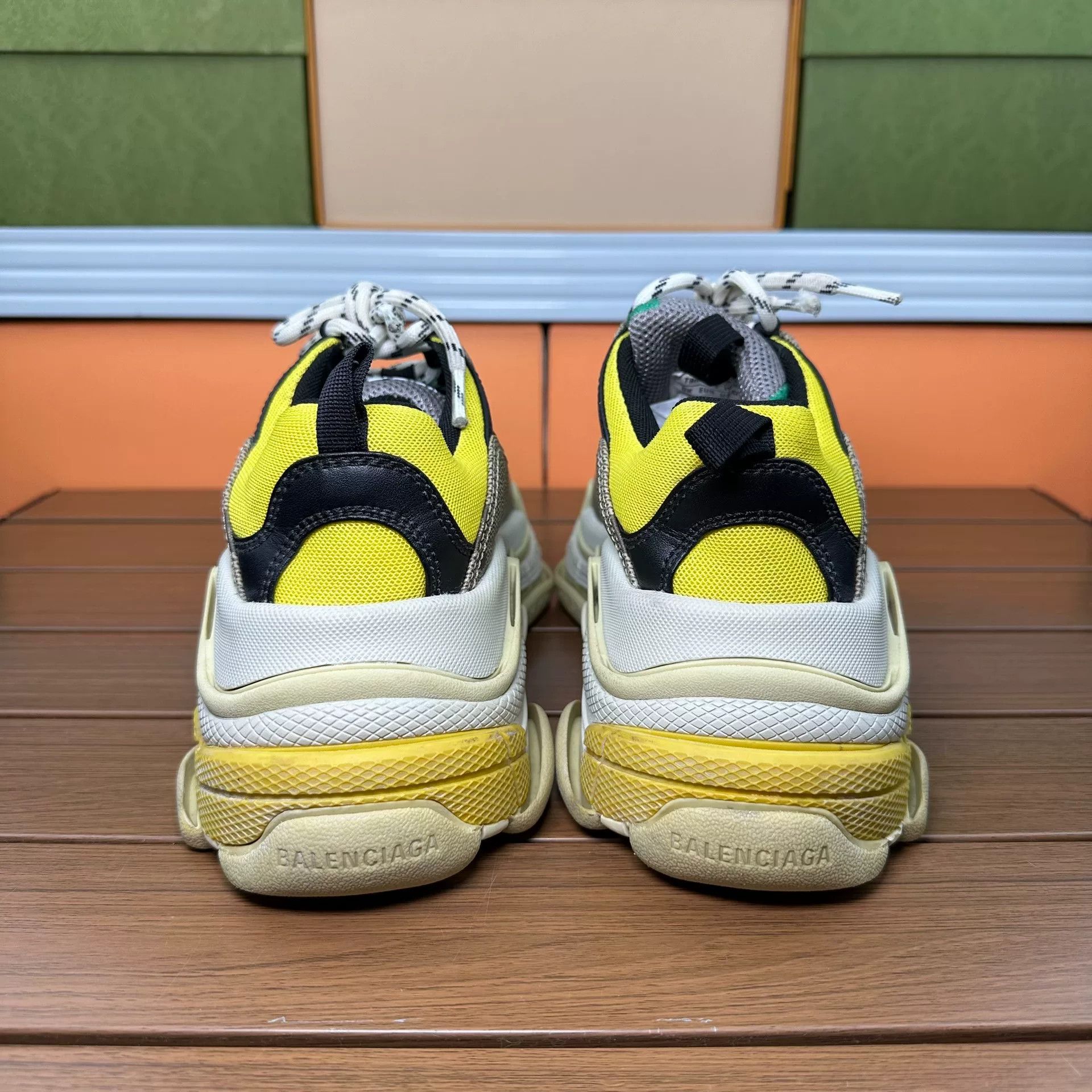 Balenciaga Balenciaga Collab Lowtop Sneakers it_37 Women Size US 7 / IT 37 - 5 Thumbnail