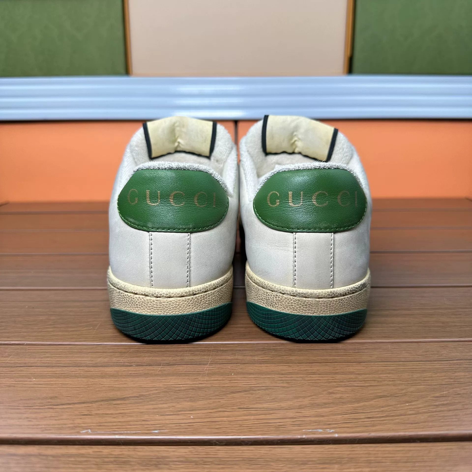 Gucci Gucci Green Lowtop Sneakers it_36-5 Women Size US 6.5 / IT 36.5 - 5 Thumbnail