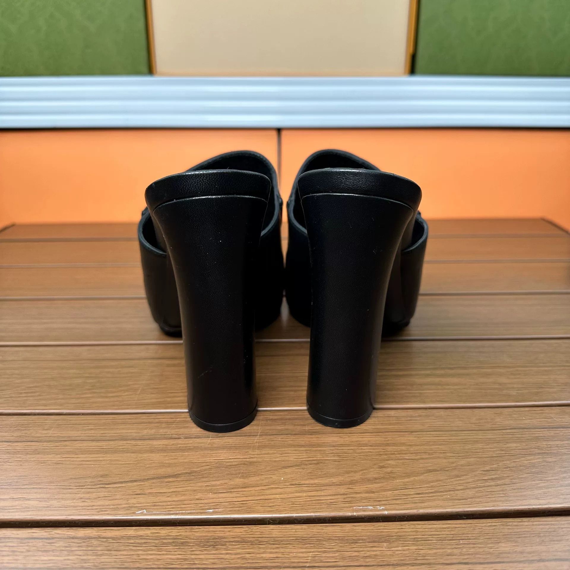 Gucci Gucci Sandals it_40 Women Size US 10 / IT 40 - 3 Thumbnail