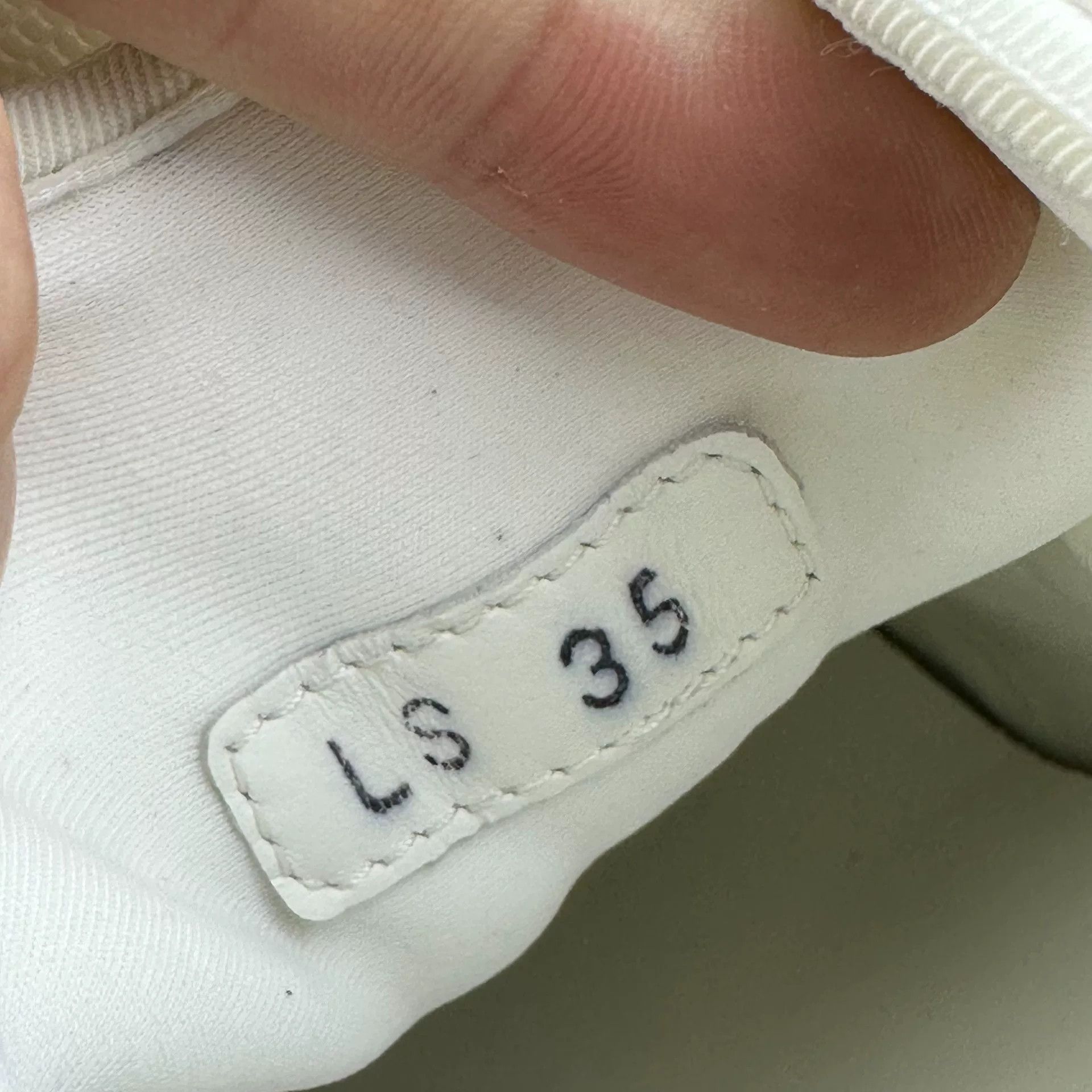 Dior Dior Casual White Lowtop Sneakers it_35 Women Size US 5 / IT 35 - 9 Thumbnail
