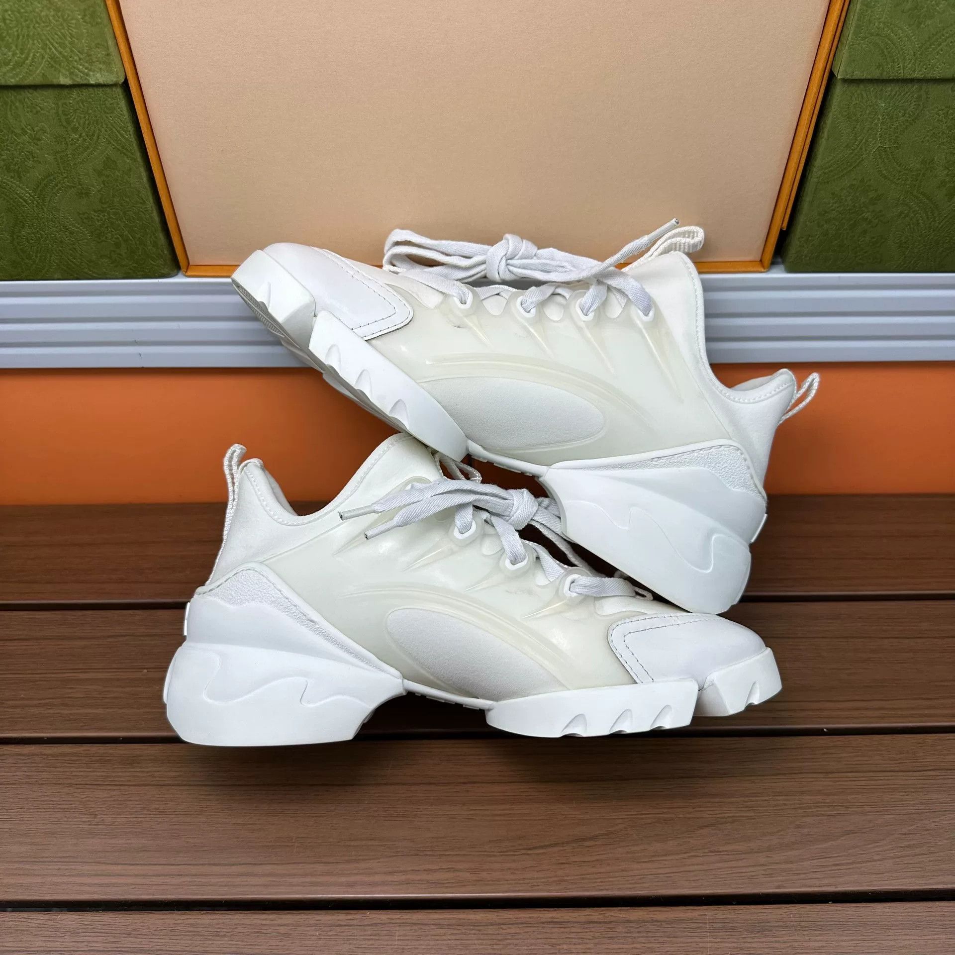 Dior Dior Casual White Lowtop Sneakers it_35 Women Size US 5 / IT 35 - 3 Thumbnail