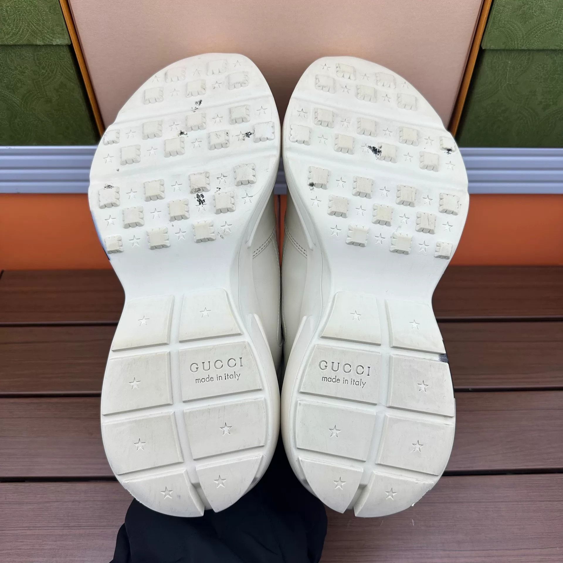 Gucci Gucci Printed Lowtop Sneakers 8 Men Size US 8 / EU 41 - 7 Thumbnail