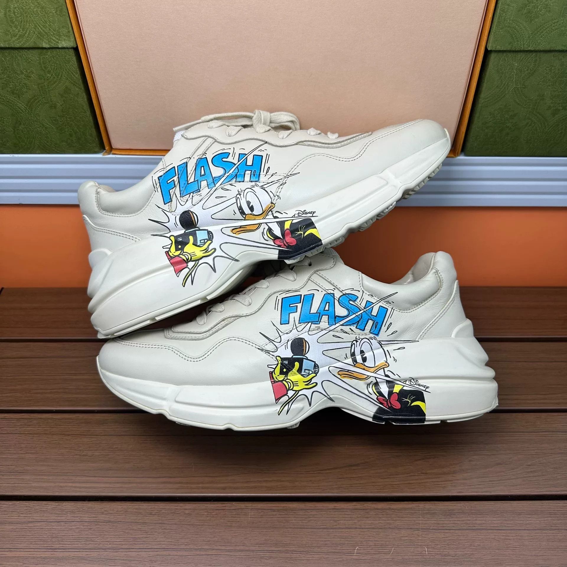 Gucci Gucci Printed Lowtop Sneakers 8 Men Size US 8 / EU 41 - 2 Thumbnail