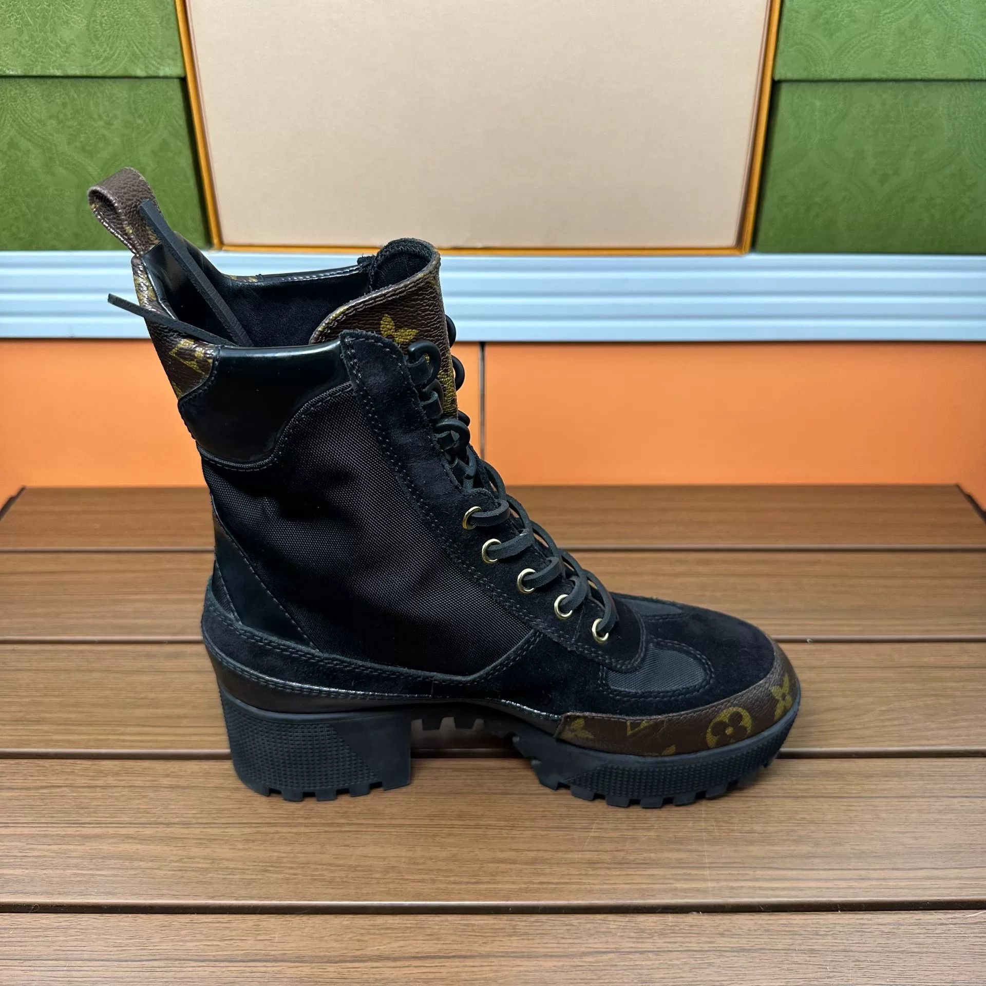 Louis Vuitton Louis Vuitton Leather Brown Boots it_36 Women Size US 6 / IT 36 - 4 Thumbnail