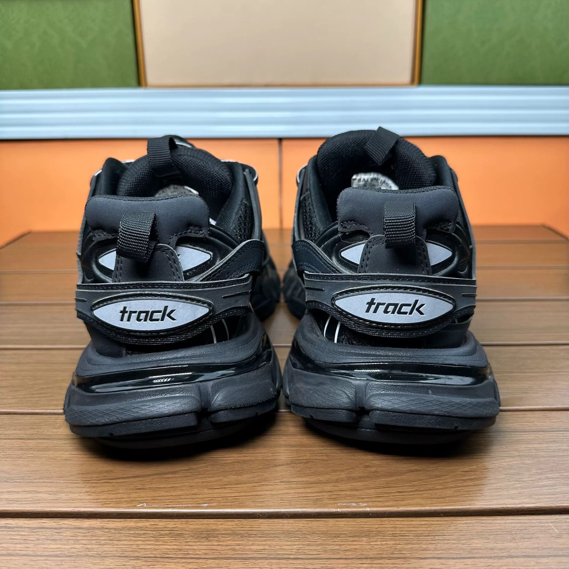 Balenciaga Balenciaga Distressed Black Lowtop Sneakers it_38 Women Size US 8 / IT 38 - 5 Thumbnail