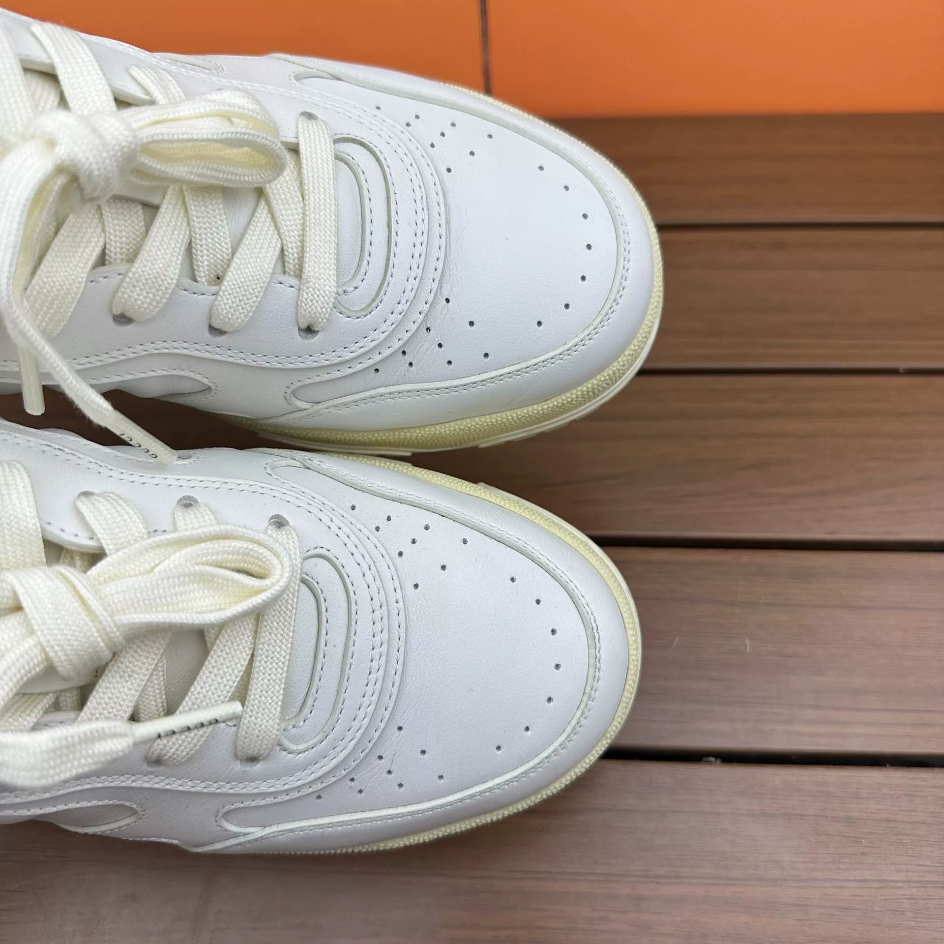 Gucci Gucci Lowtop Sneakers 9 Men Size US 9 / EU 42 - 9 Thumbnail