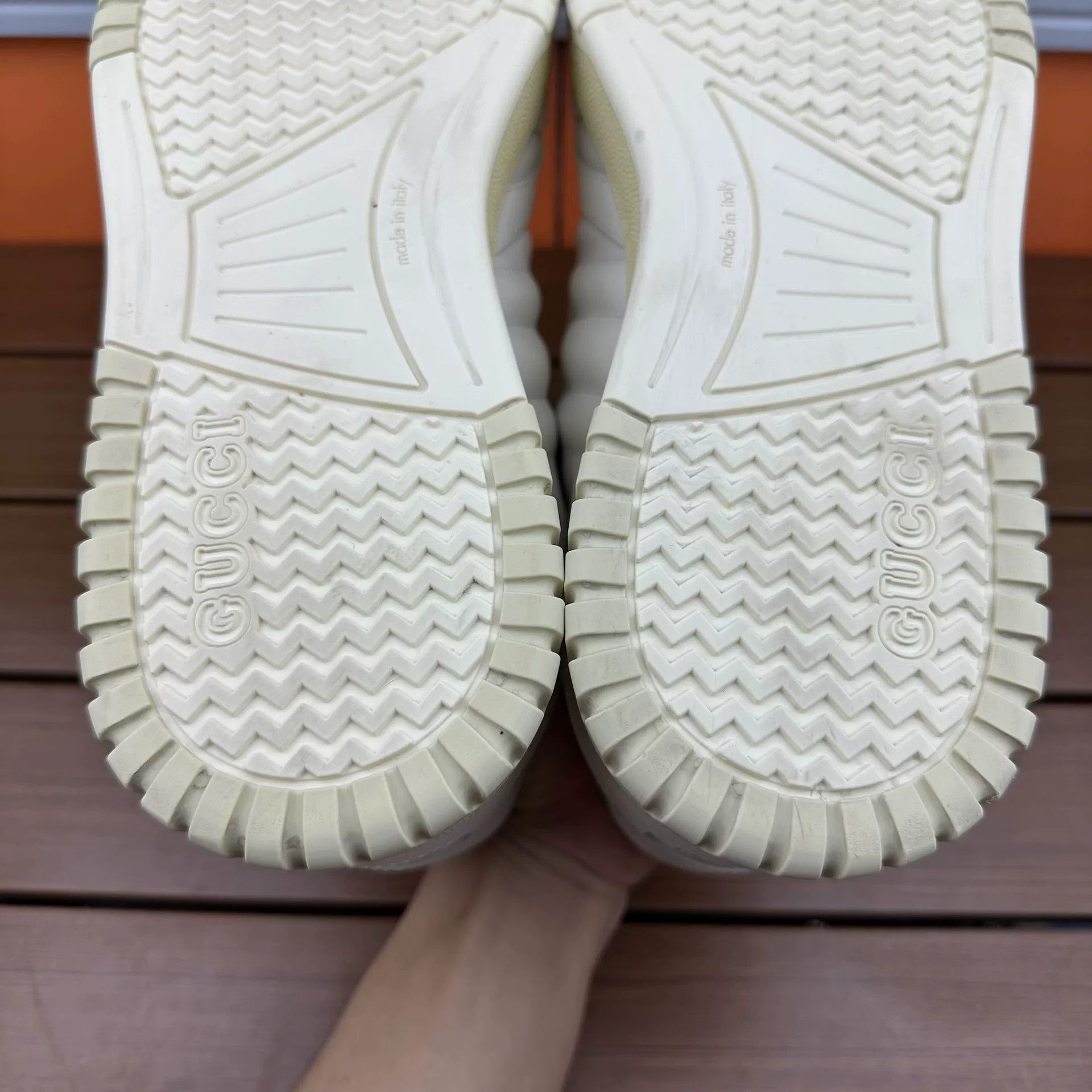 Gucci Gucci Lowtop Sneakers 9 Men Size US 9 / EU 42 - 8 Thumbnail