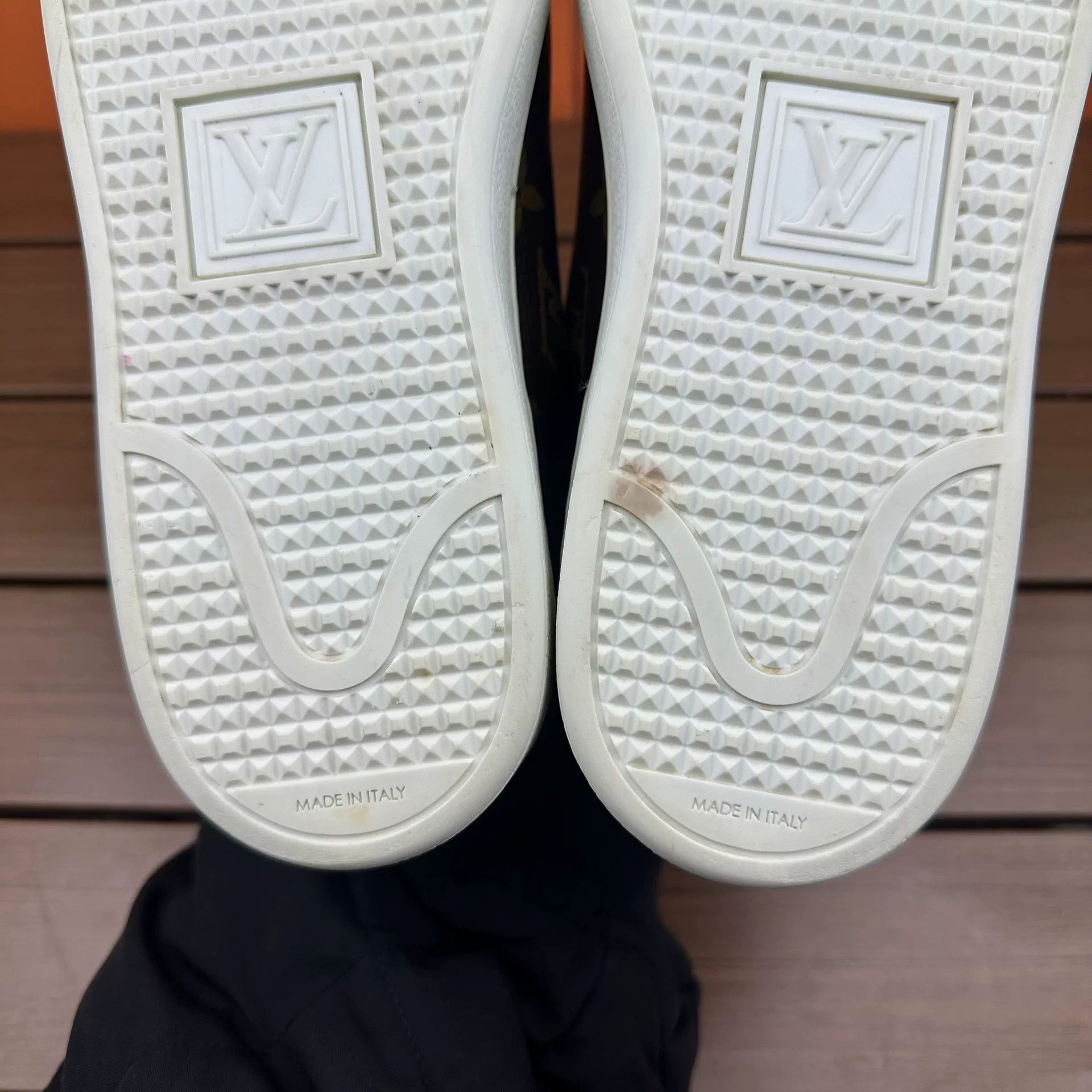 Louis Vuitton Louis Vuitton Multi Lowtop Sneakers it_37 Women Size US 7 / IT 37 - 8 Thumbnail