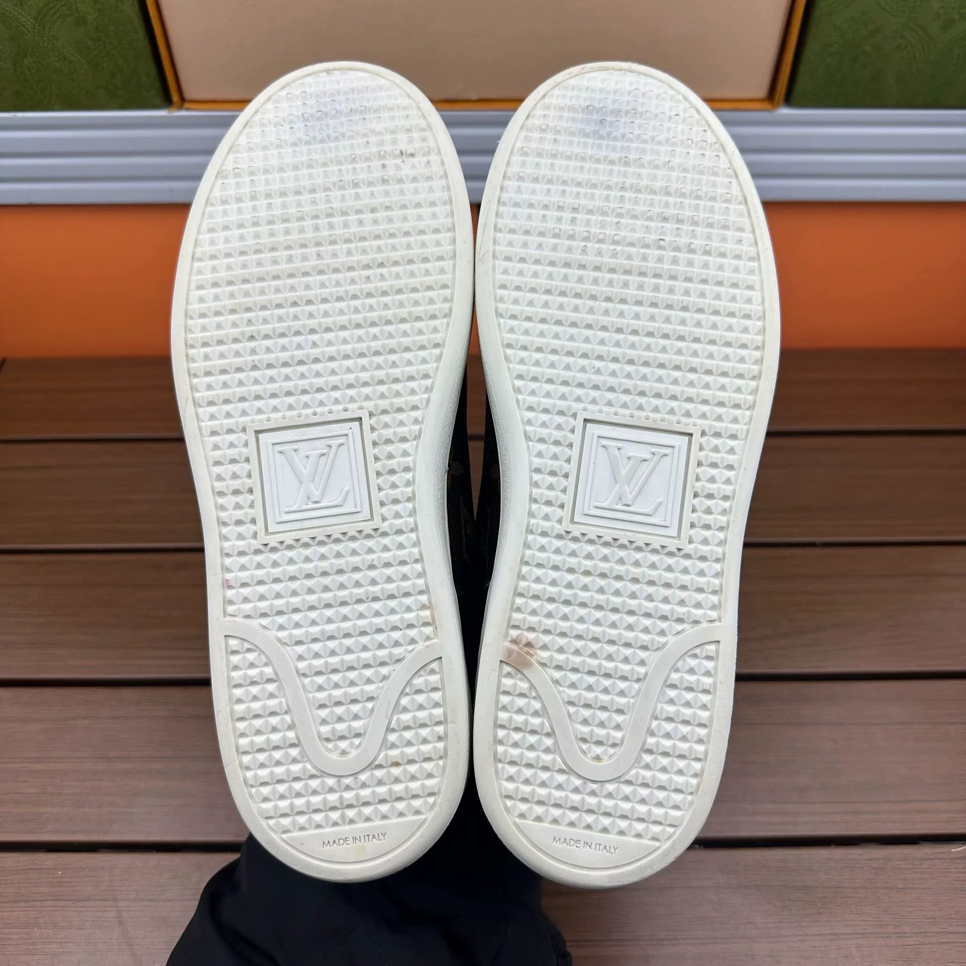 Louis Vuitton Louis Vuitton Multi Lowtop Sneakers it_37 Women Size US 7 / IT 37 - 7 Thumbnail