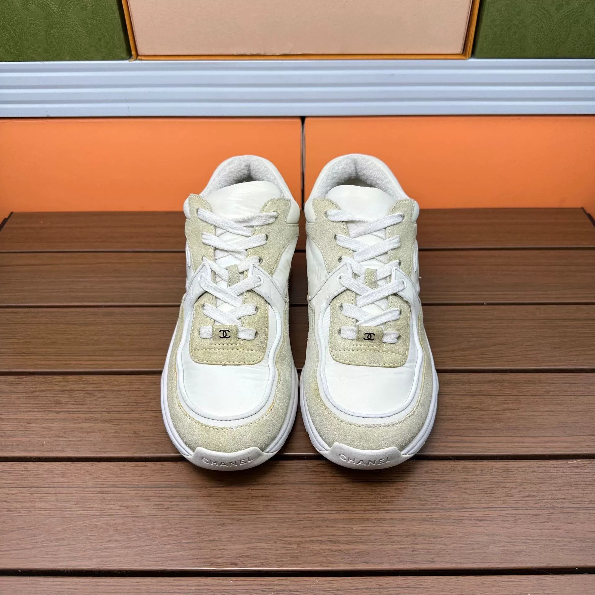 Chanel Chanel Casual White Lowtop Sneakers it_38 Women Size US 8 / IT 38 - 4 Thumbnail