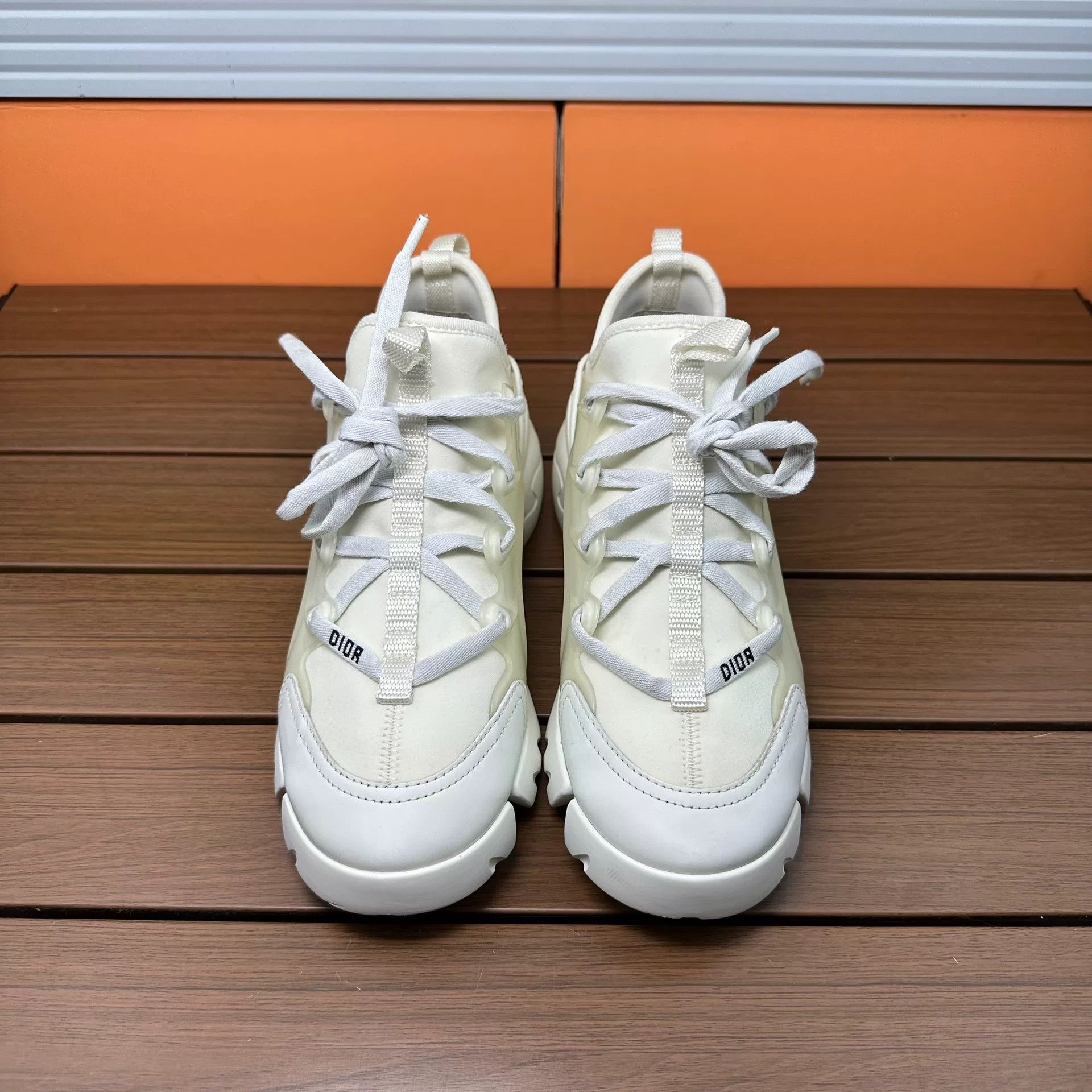 Dior Dior White Lowtop Sneakers it_34 Women Size US 4 / IT 34 - 4 Thumbnail