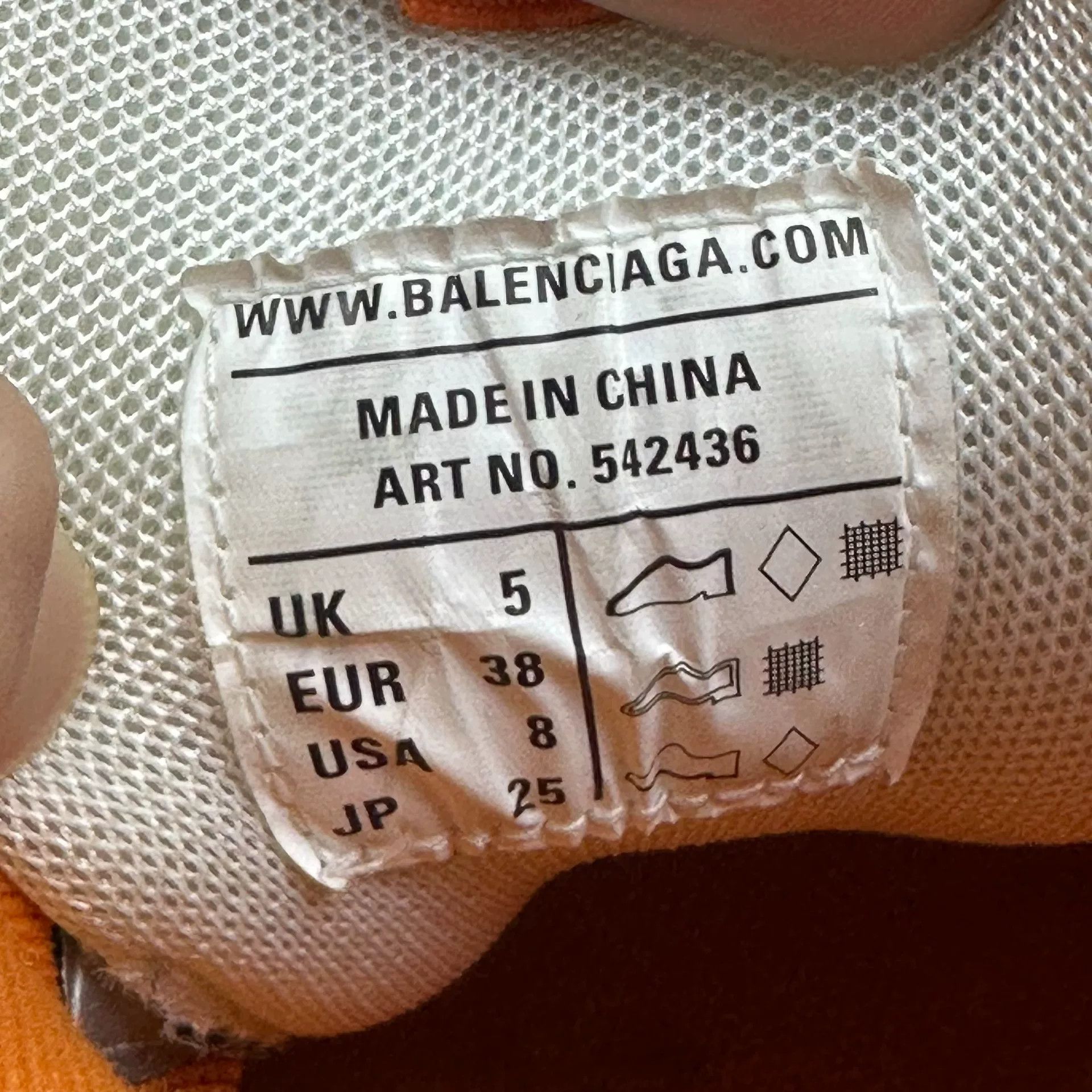 Balenciaga Balenciaga White Lowtop Sneakers it_38 Women Size US 8 / IT 38 - 9 Thumbnail