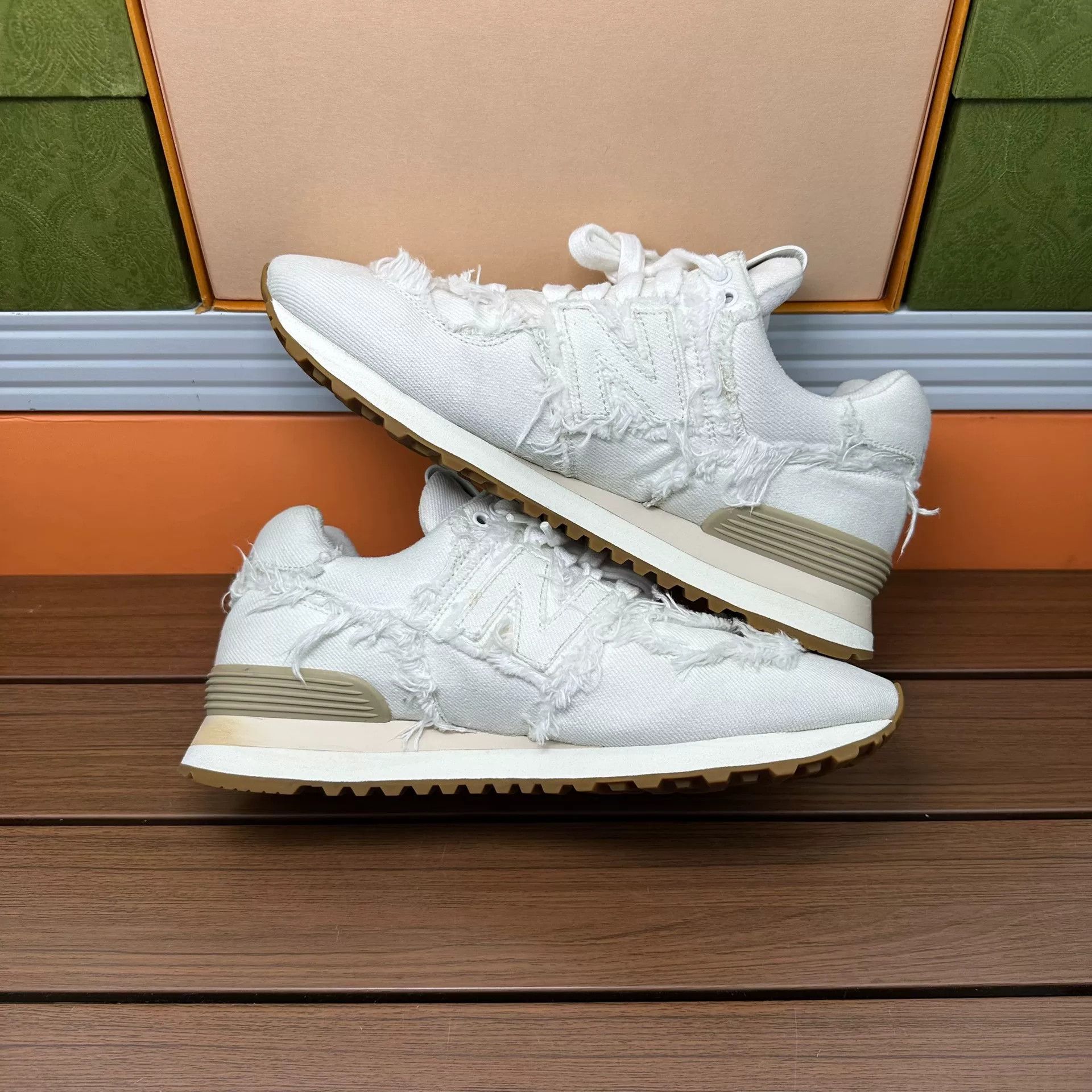 Miu Miu Miu Miu Collab White Lowtop Sneakers it_38 Women Size US 8 / IT 38 - 3 Thumbnail