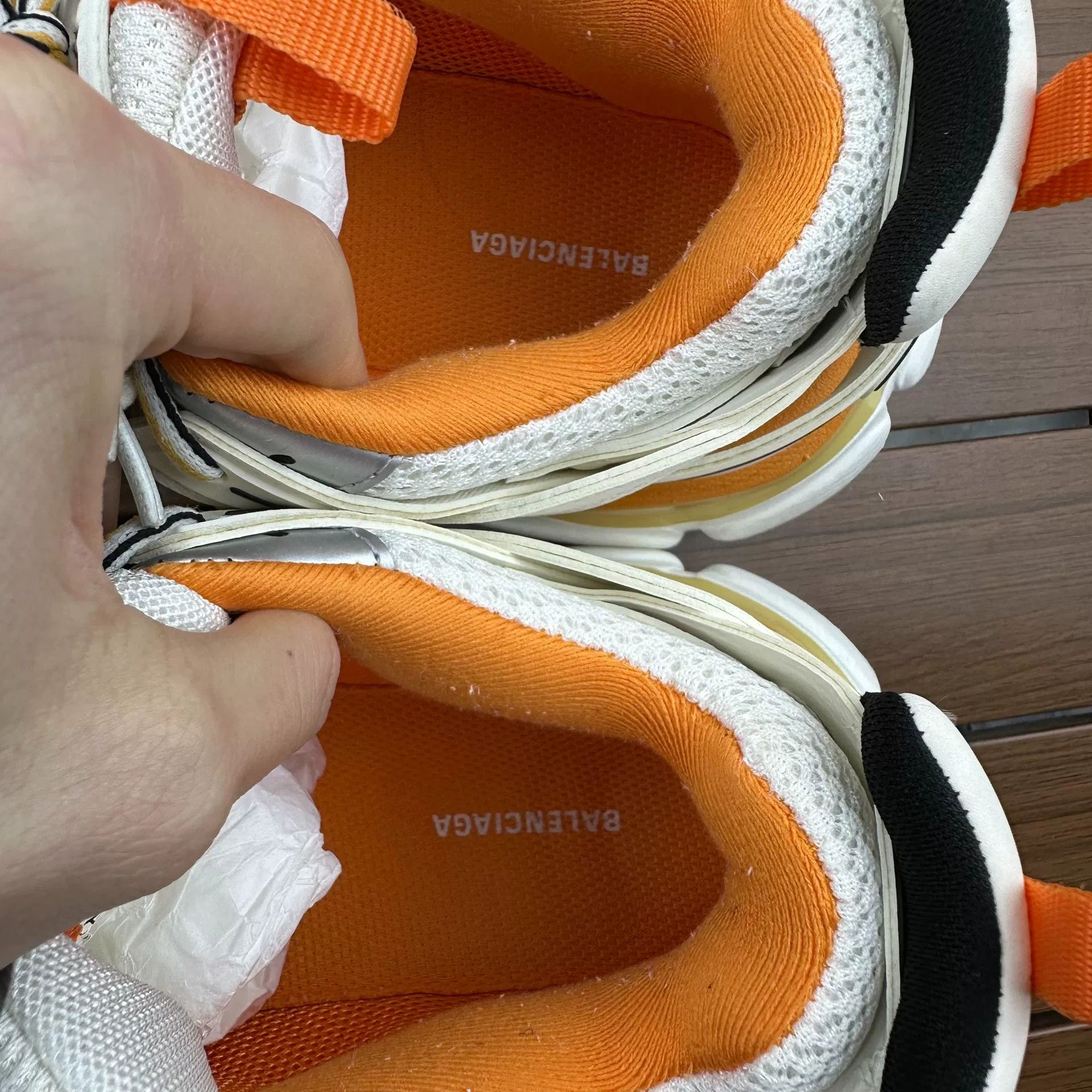 Balenciaga Balenciaga White Lowtop Sneakers it_37 Women Size US 7 / IT 37 - 9 Thumbnail