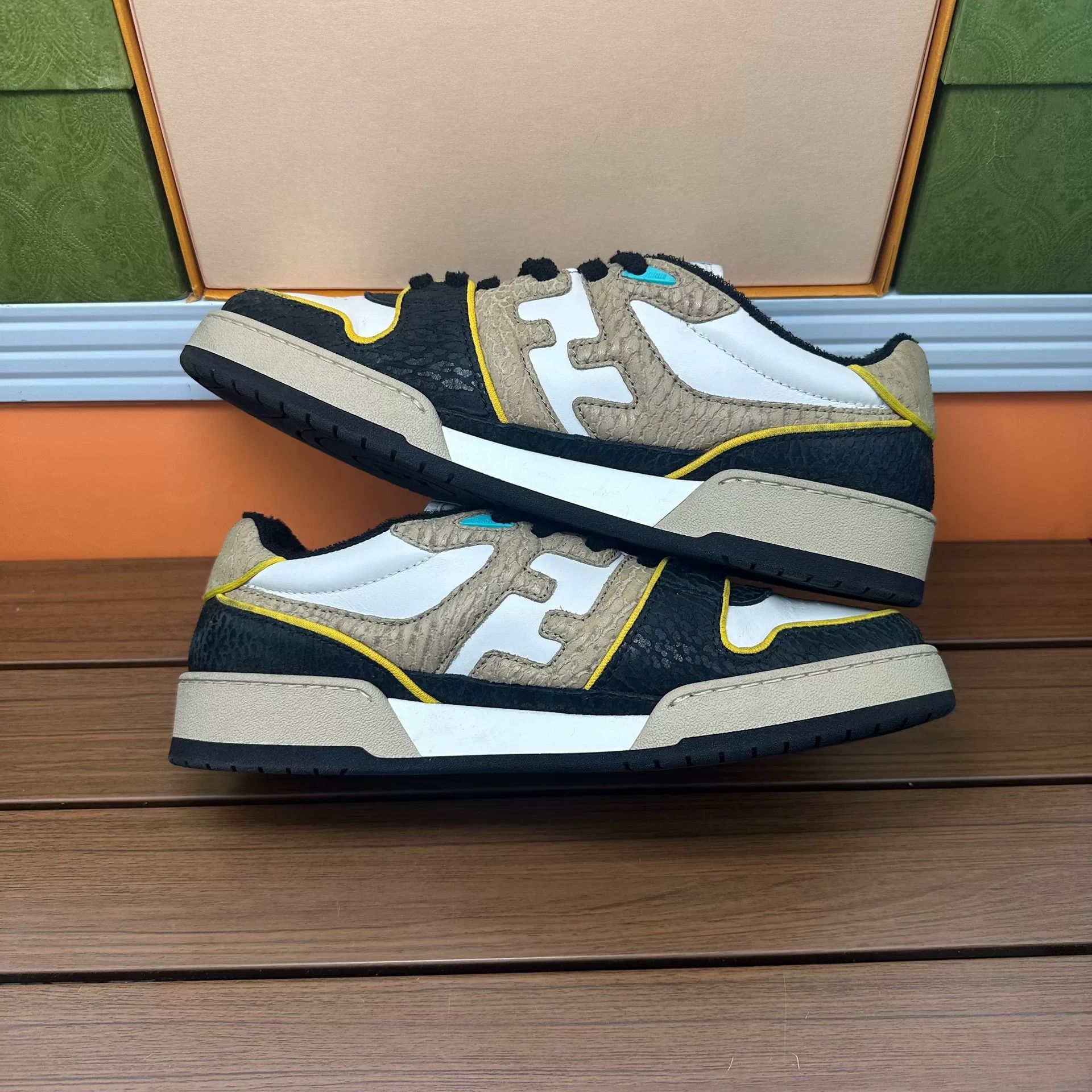 Fendi Fendi Lowtop Sneakers 9 Men Size US 9 / EU 42 - 3 Thumbnail