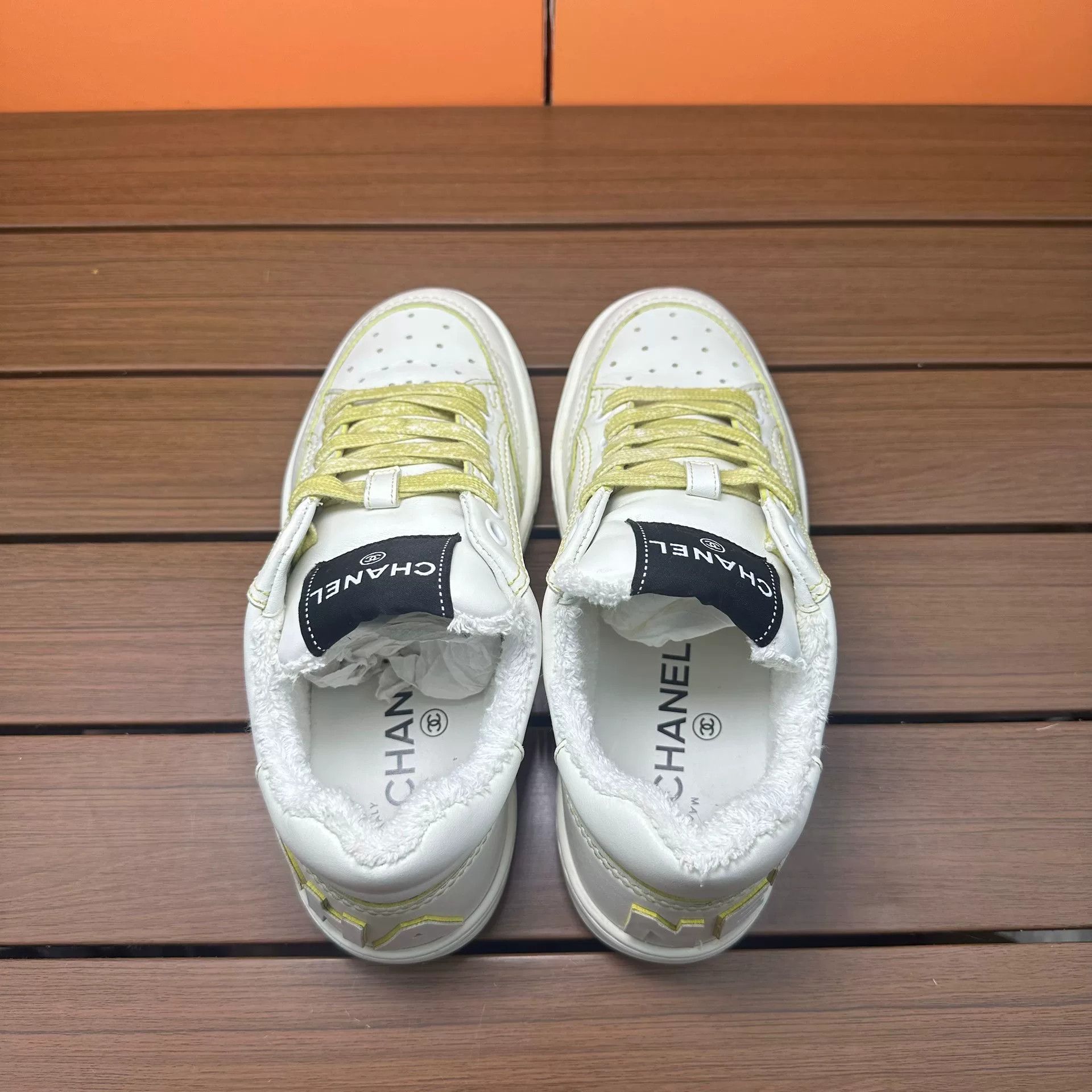 Chanel Chanel Yellow Lowtop Sneakers it_35 Women Size US 5 / IT 35 - 6 Thumbnail
