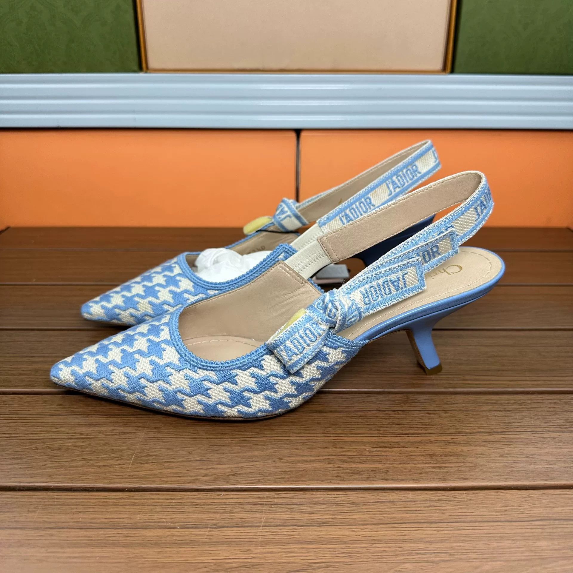 Dior Dior Blue Lowtop Sneakers it_37-5 Women Size US 7.5 / IT 37.5 - 2 Thumbnail
