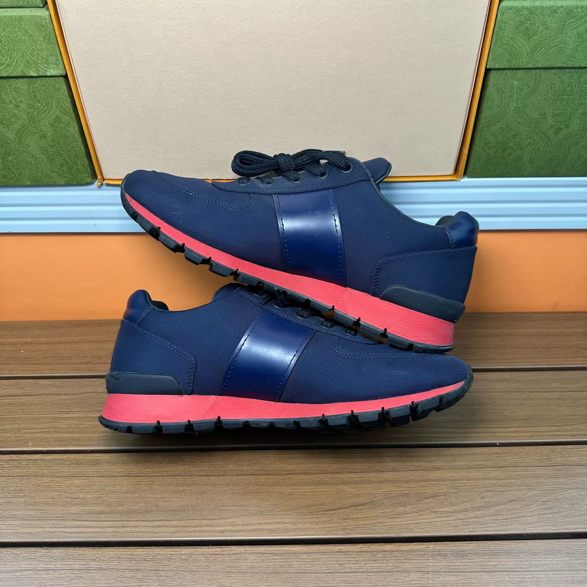 Prada Prada Casual Lowtop Sneakers 6 Men Size US 6 / EU 39 - 3 Thumbnail