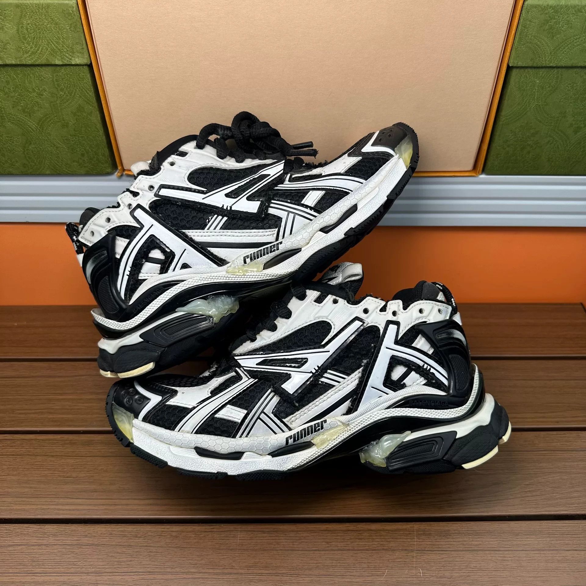 Balenciaga Balenciaga Distressed Black Lowtop Sneakers it_36 Women Size US 6 / IT 36 - 2 Thumbnail
