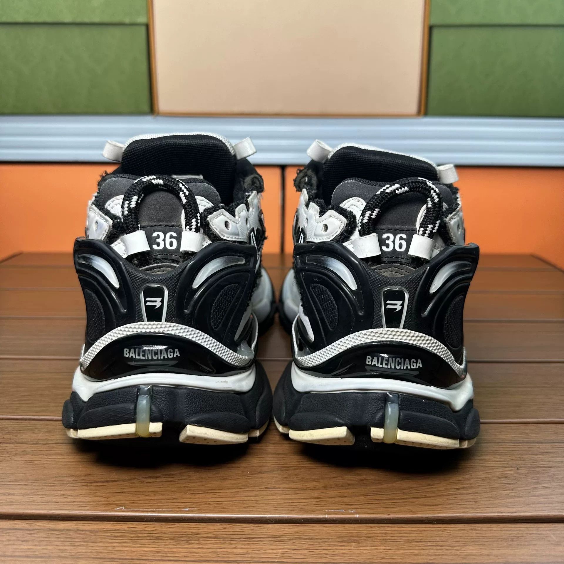 Balenciaga Balenciaga Distressed Black Lowtop Sneakers it_36 Women Size US 6 / IT 36 - 5 Thumbnail