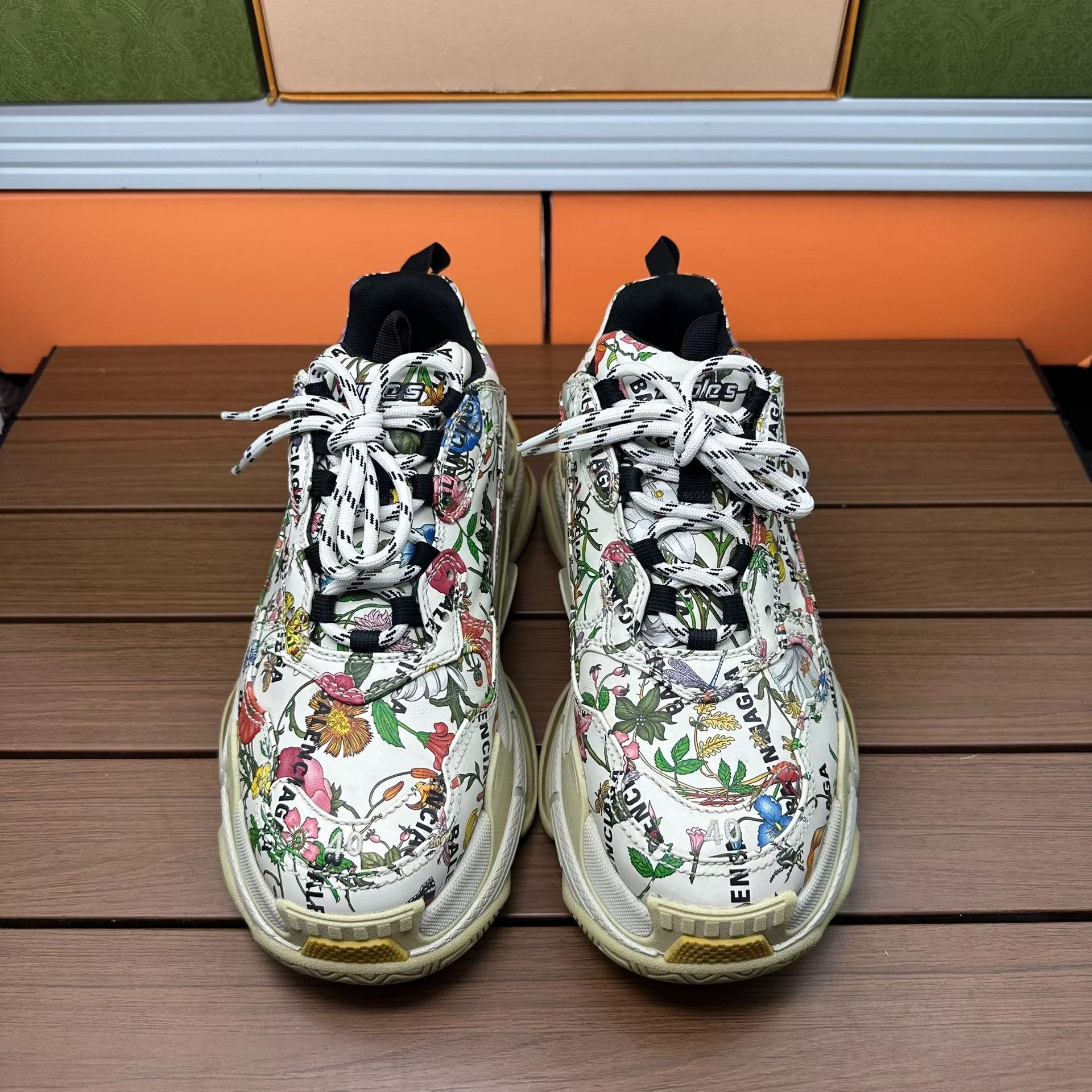 Balenciaga Balenciaga Collab Lowtop Sneakers 7 Men Size US 7 / EU 40 - 4 Thumbnail
