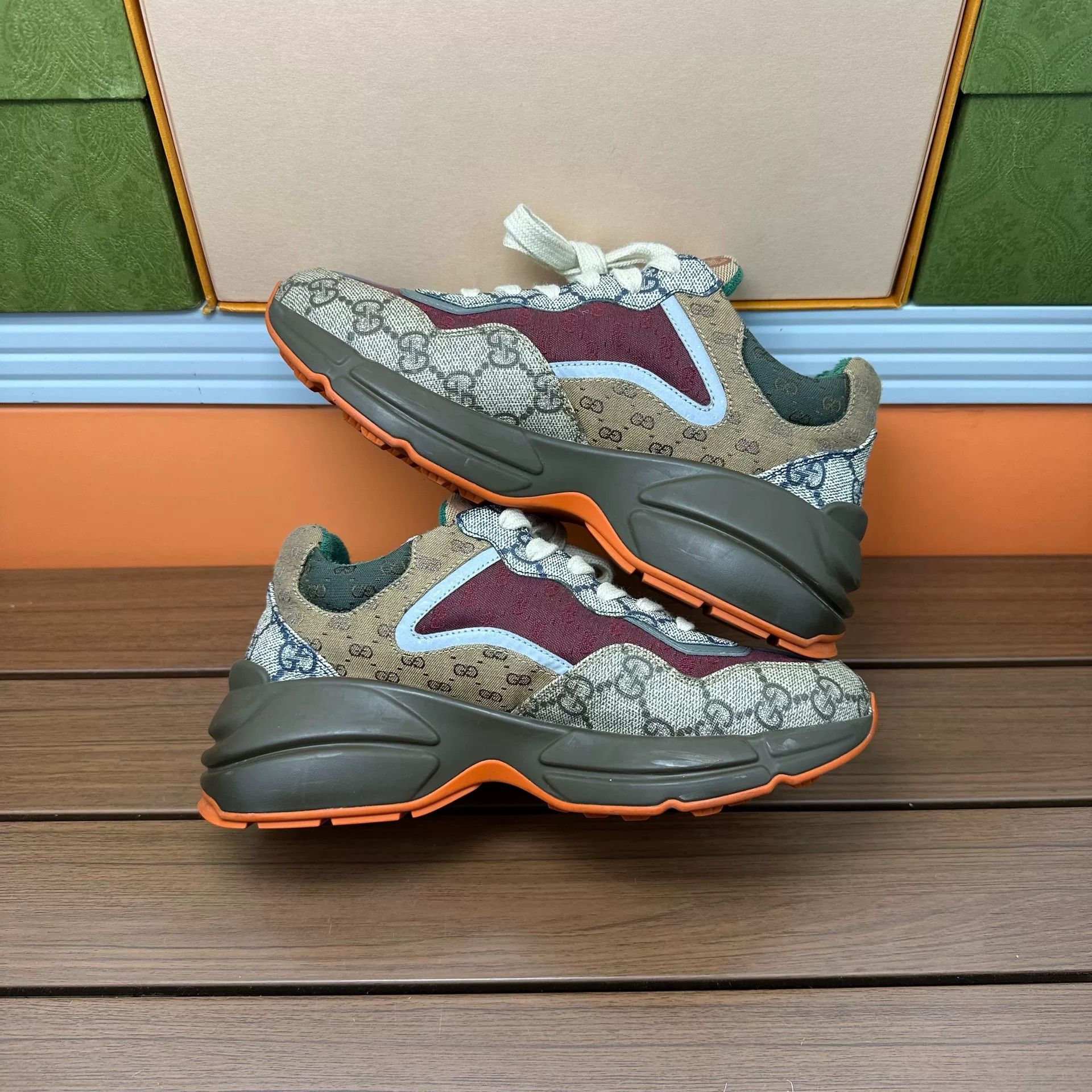 Gucci Gucci Brown Lowtop Sneakers it_35-5 Women Size US 5.5 / IT 35.5 - 3 Thumbnail