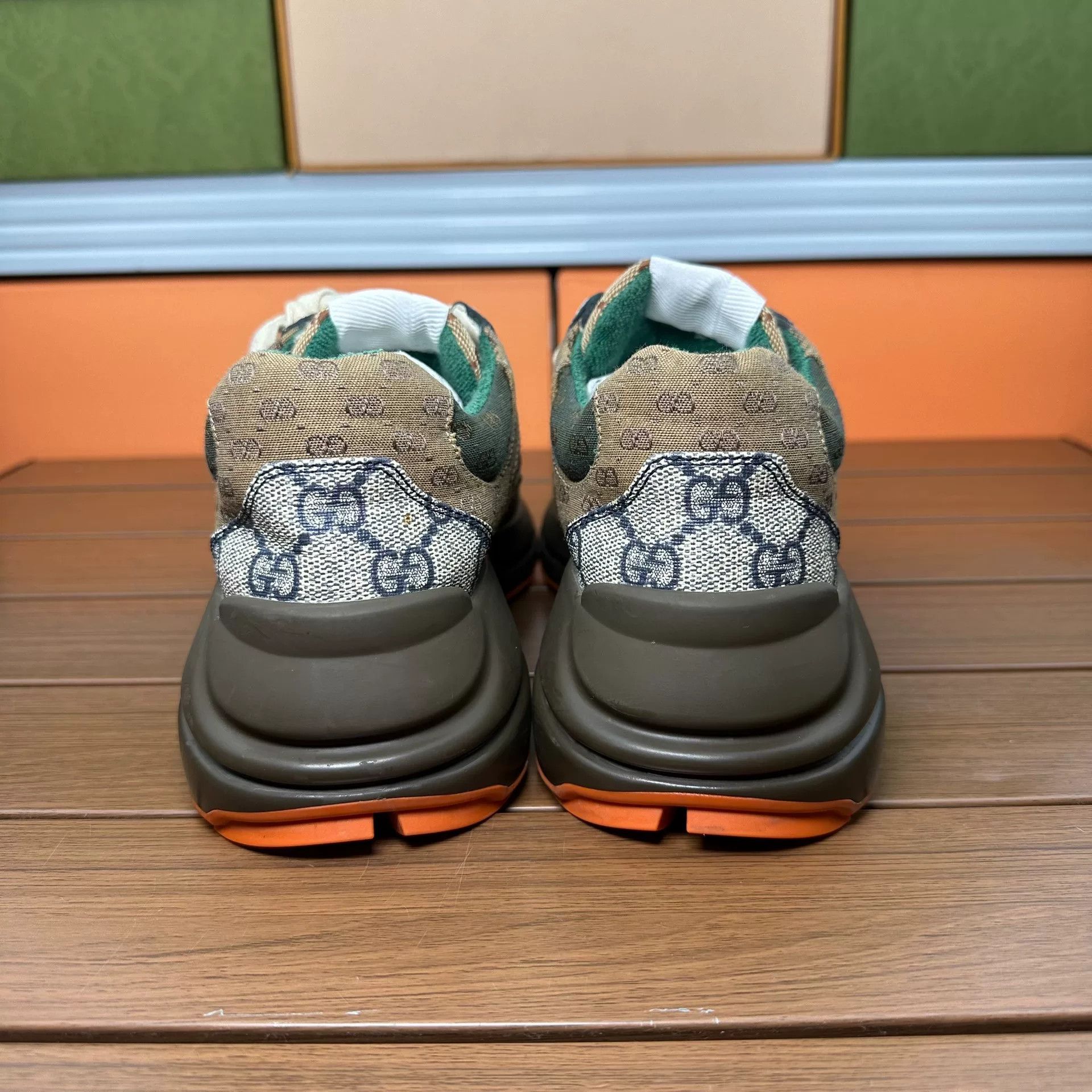 Gucci Gucci Brown Lowtop Sneakers it_35-5 Women Size US 5.5 / IT 35.5 - 6 Thumbnail