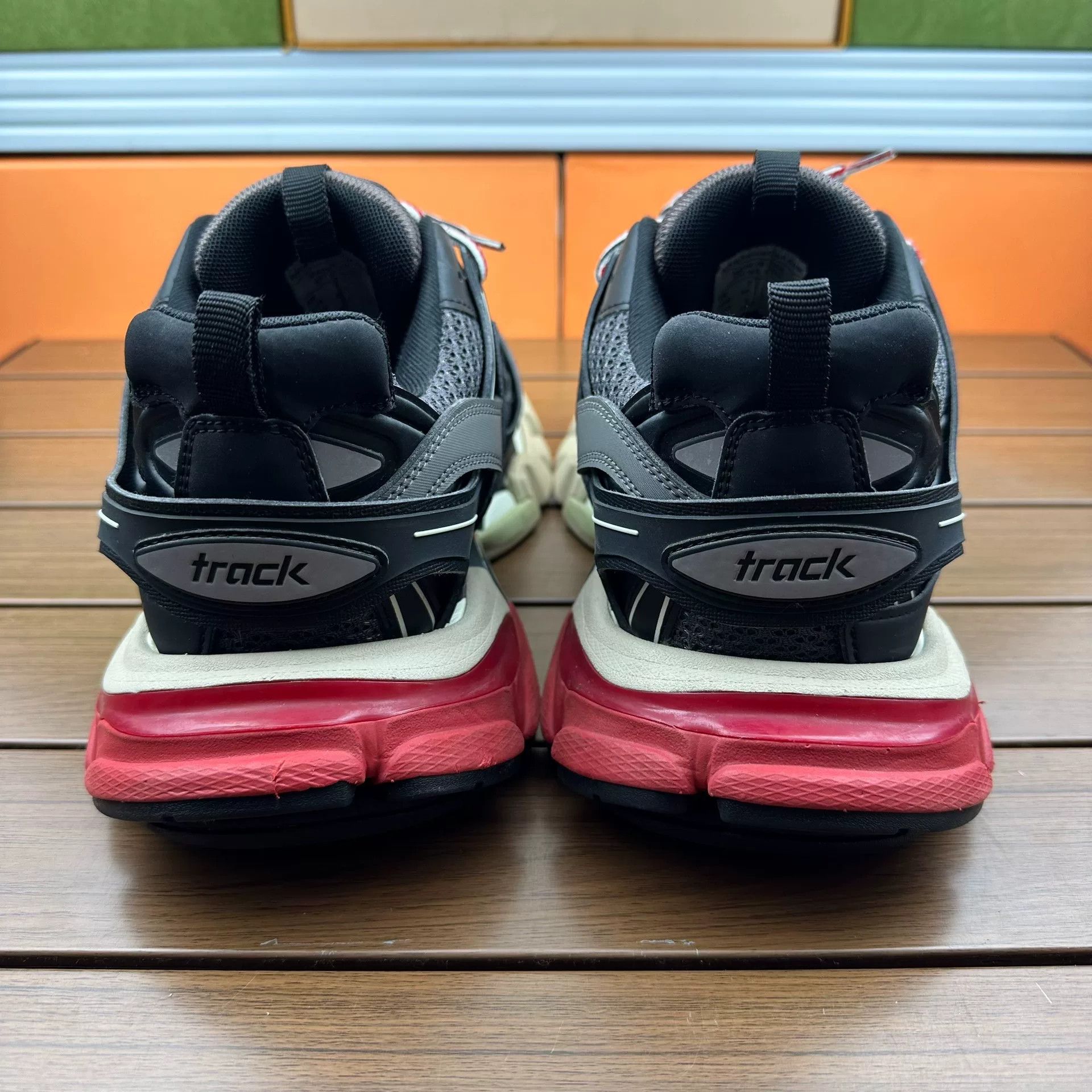 Balenciaga Balenciaga Black Lowtop Sneakers 8 Men Size US 8 / EU 41 - 5 Thumbnail