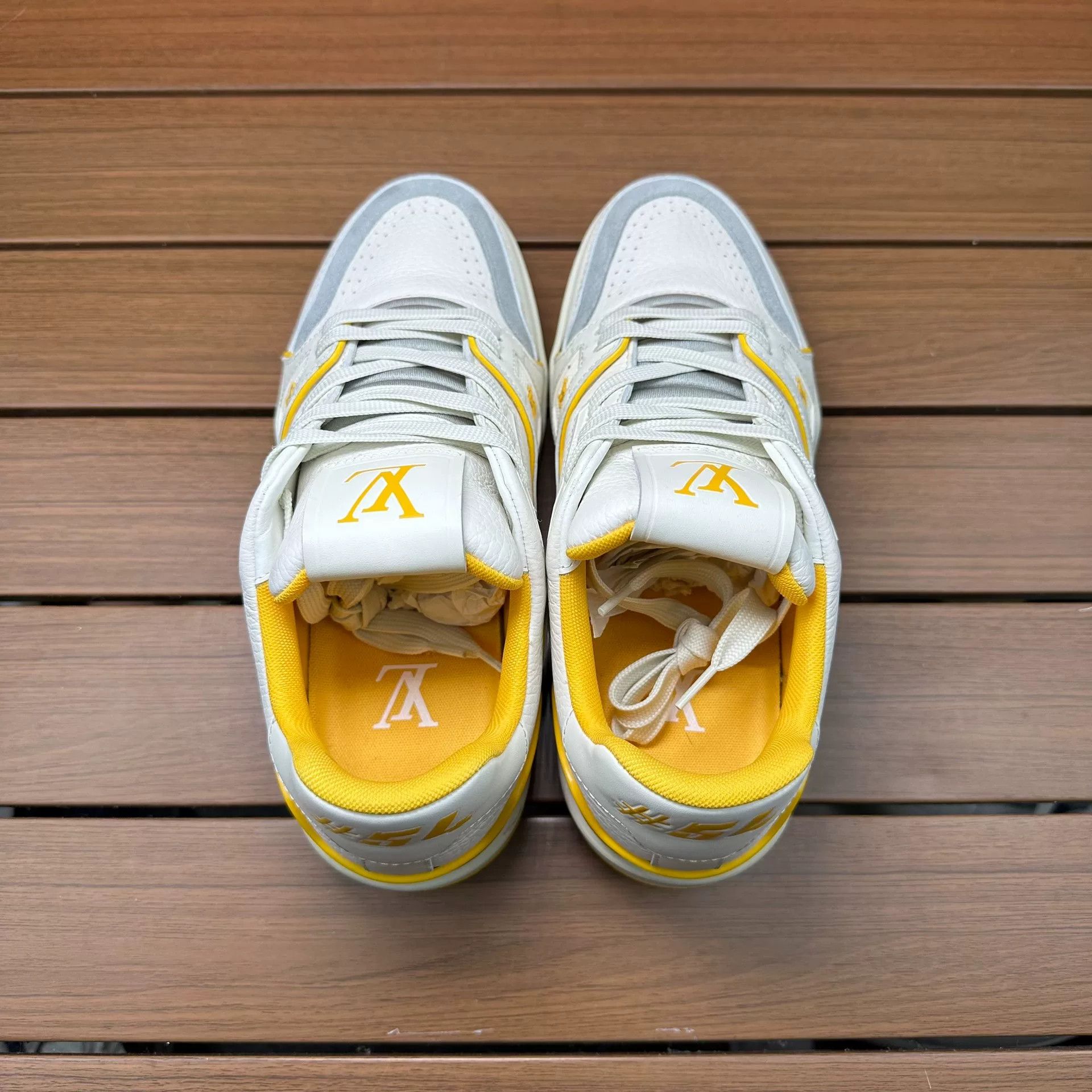 Louis Vuitton Louis Vuitton Training Yellow Lowtop Sneakers 10 Men Size US 10 / EU 43 - 5 Thumbnail