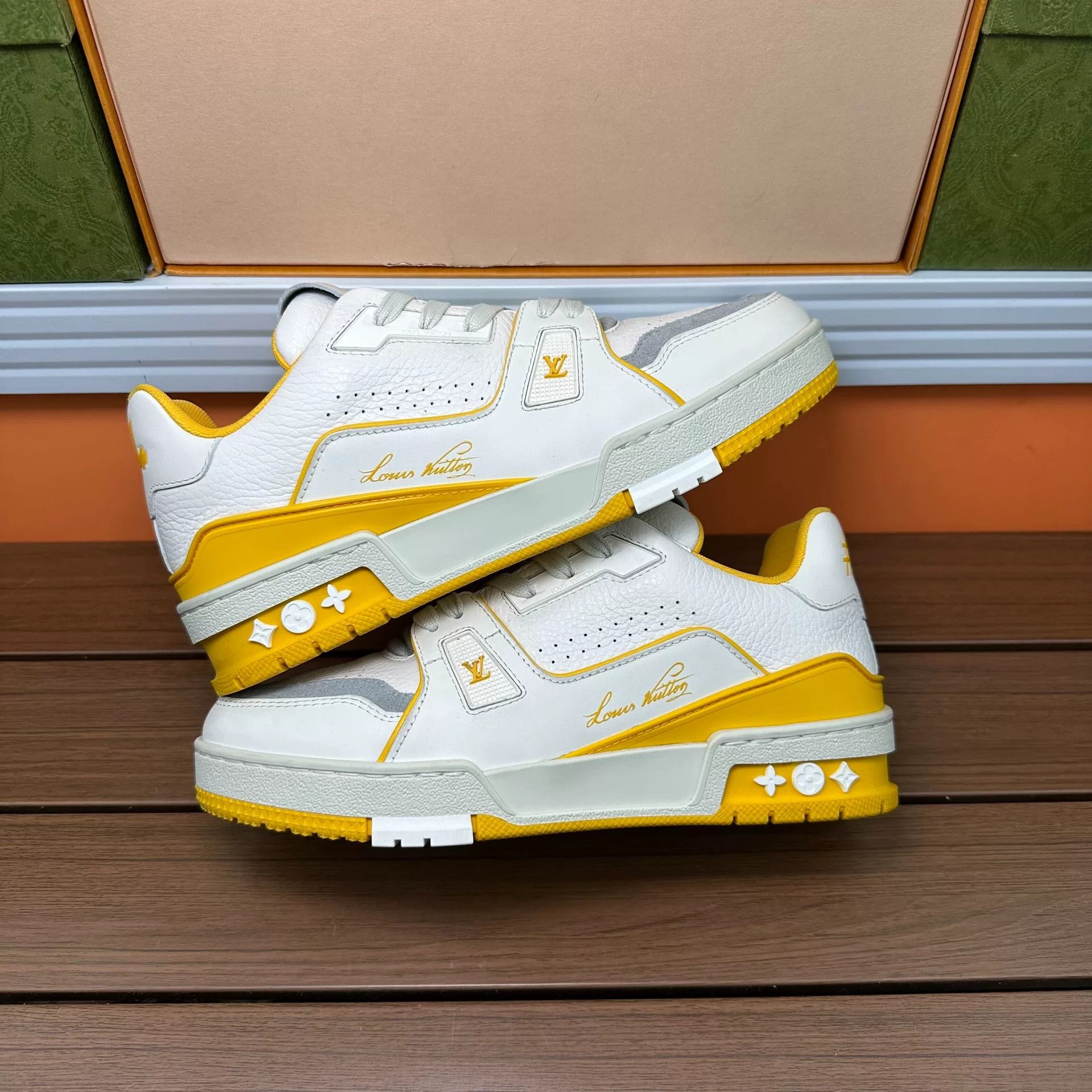 Louis Vuitton Louis Vuitton Training Yellow Lowtop Sneakers 10 Men Size US 10 / EU 43 - 2 Thumbnail