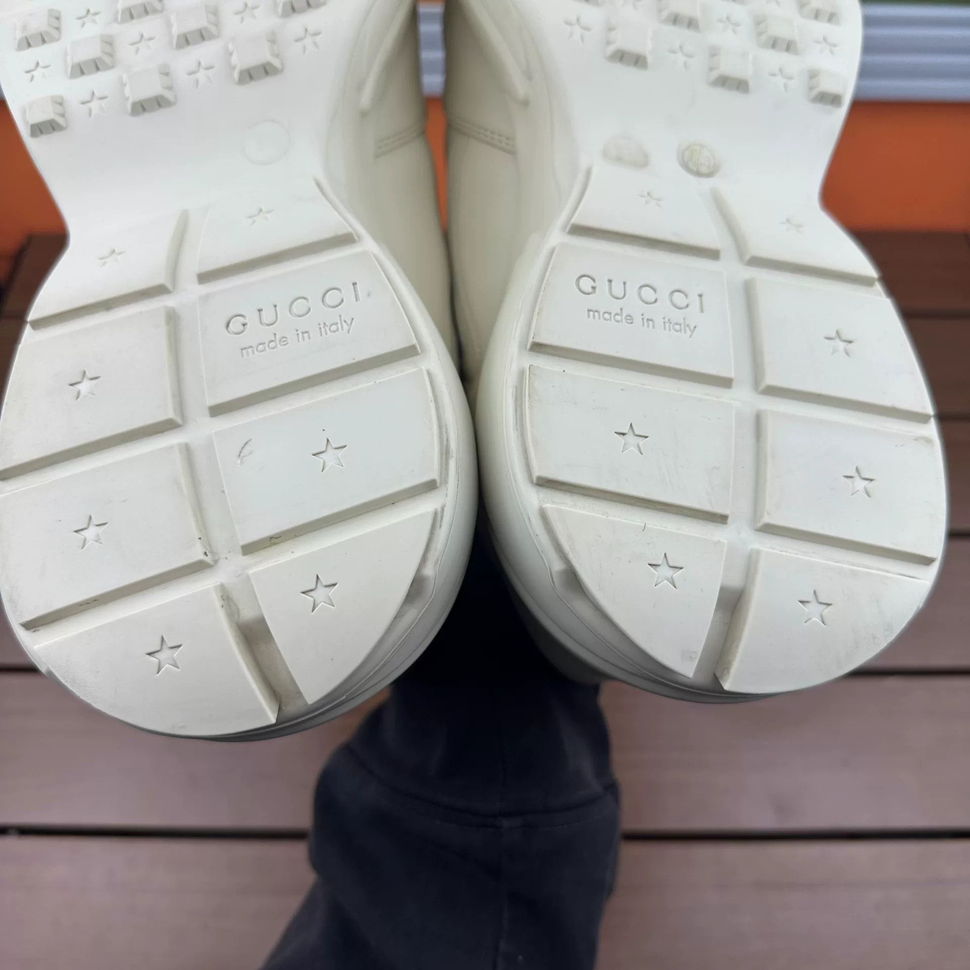 Gucci Gucci Printed White Lowtop Sneakers 10 Men Size US 10 / EU 43 - 8 Thumbnail