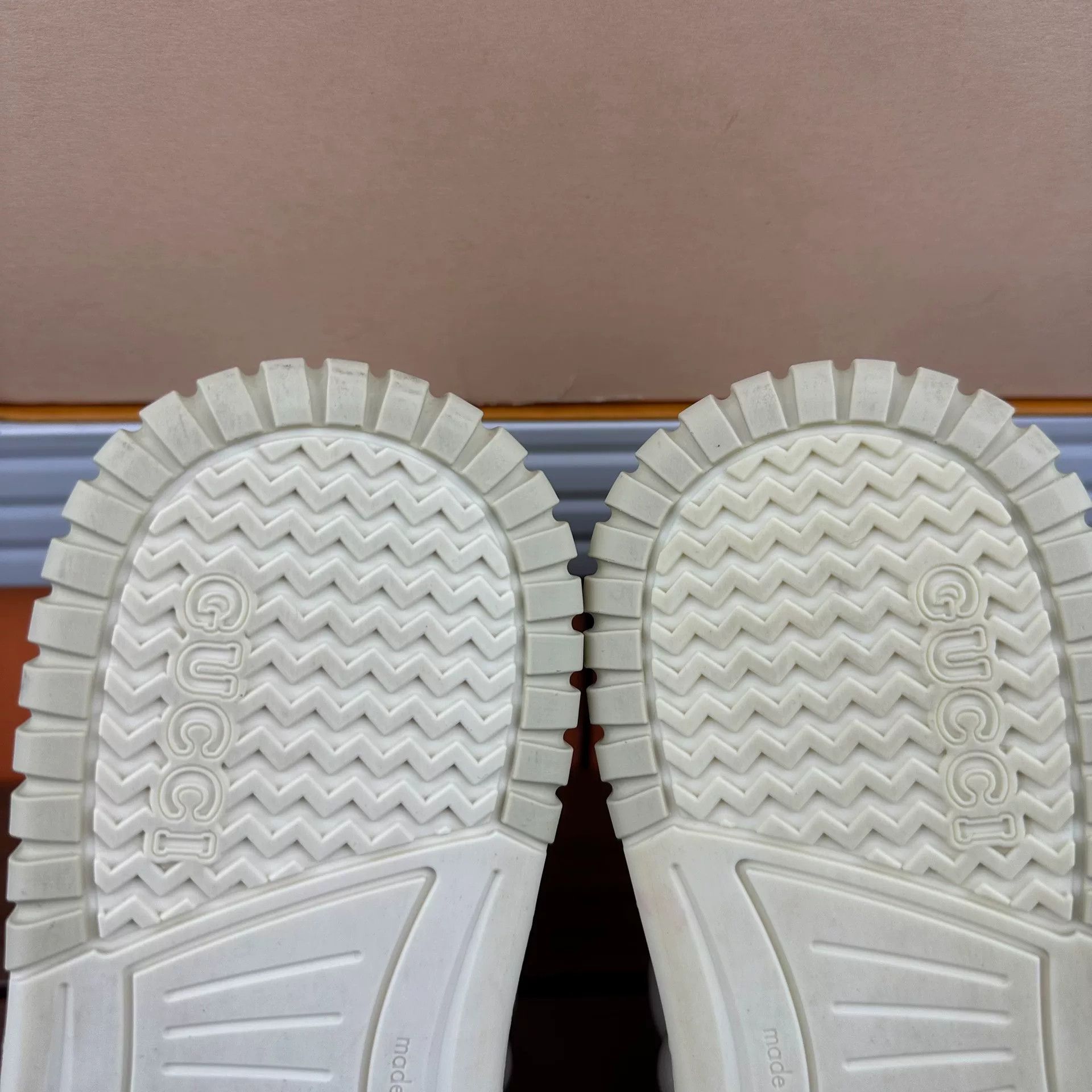 Gucci Gucci Lowtop Sneakers it_36-5 Women Size US 6.5 / IT 36.5 - 8 Thumbnail