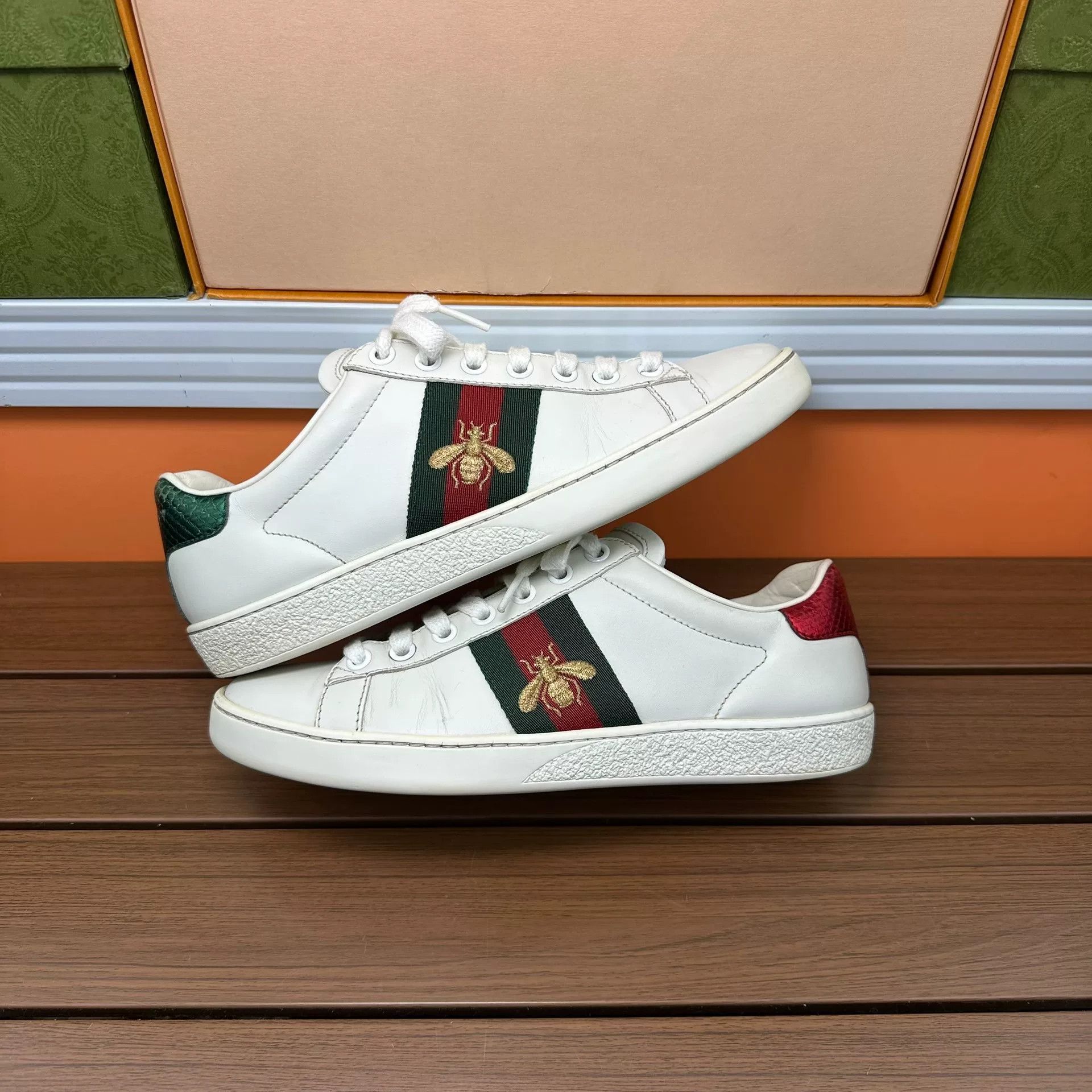 Gucci Gucci Multi Lowtop Sneakers it_36 Women Size US 6 / IT 36 - 2 Thumbnail