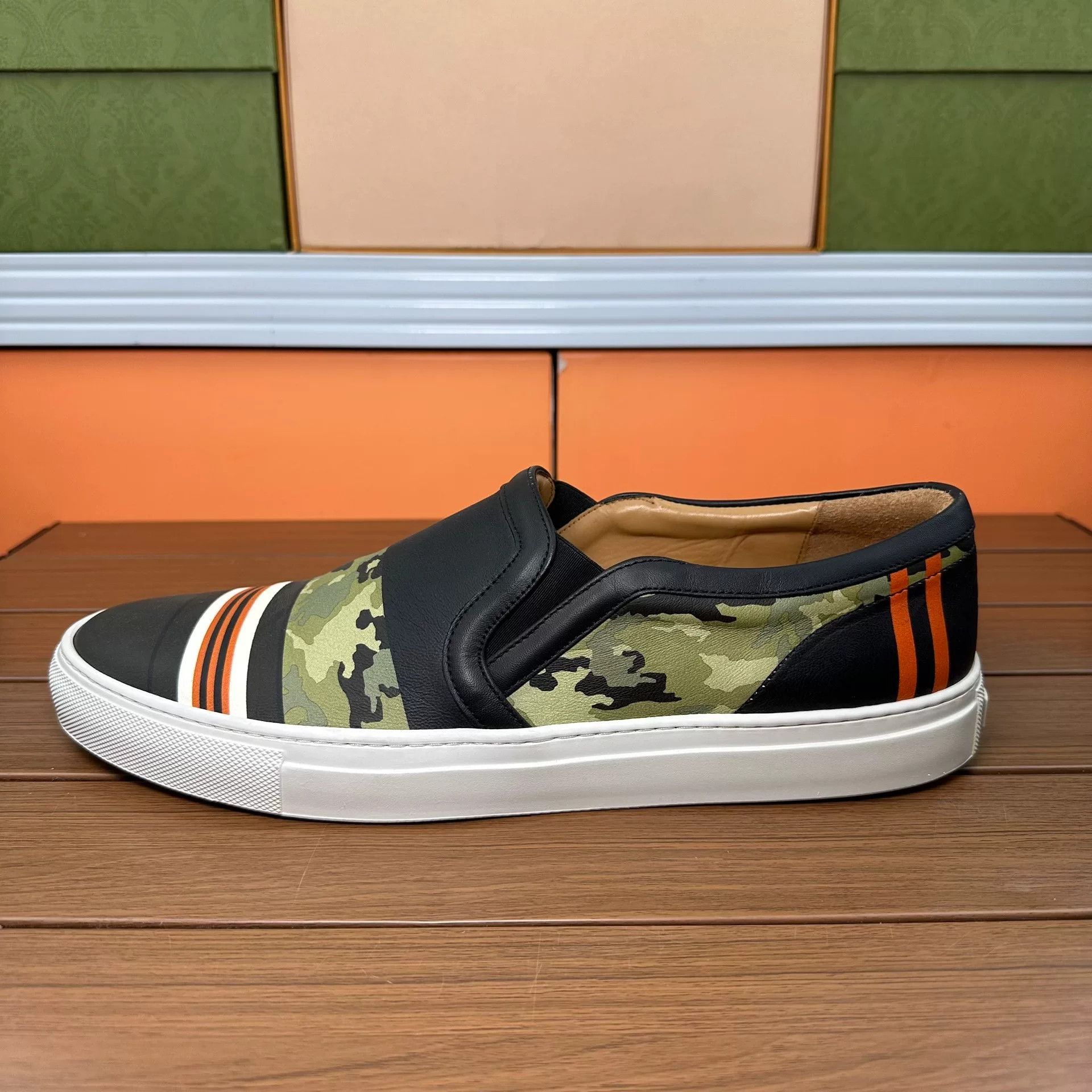 Givenchy Givenchy Lowtop Sneakers 12 Men Size US 12 / EU 45 - 4 Thumbnail