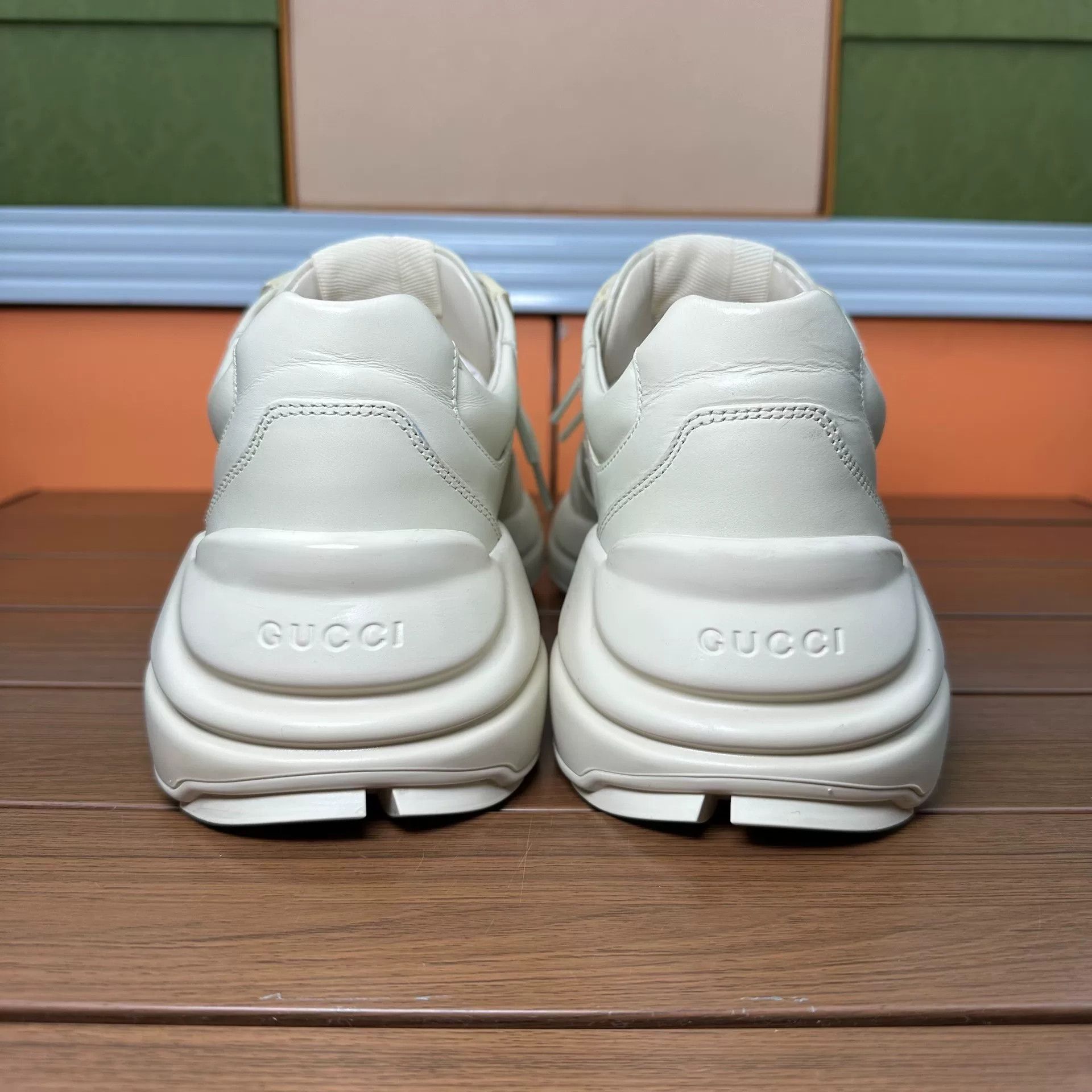 Gucci Gucci Printed Beige Lowtop Sneakers 6 Men Size US 6 / EU 39 - 5 Thumbnail