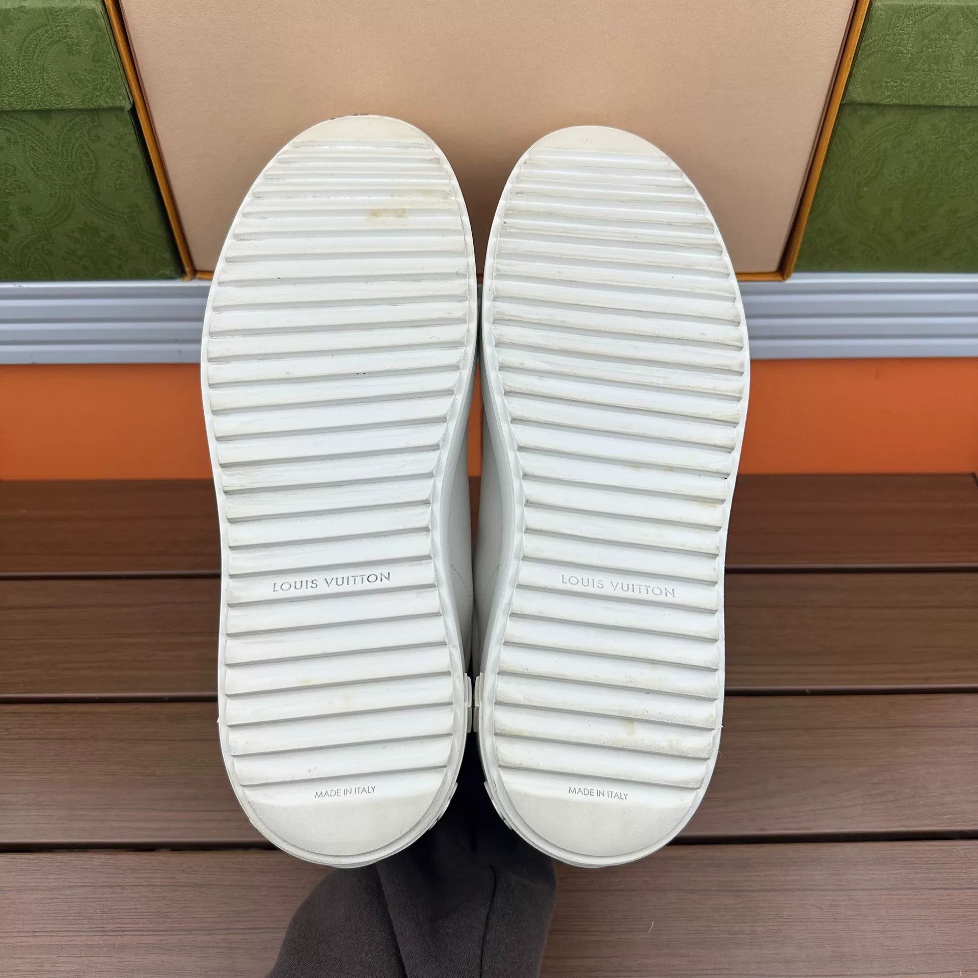Louis Vuitton Louis Vuitton Lowtop Sneakers it_38-5 Women Size US 8.5 / IT 38.5 - 6 Thumbnail