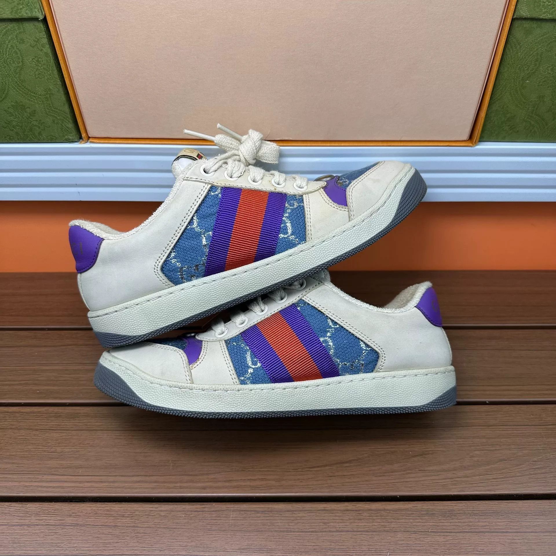 Gucci Gucci Blue Lowtop Sneakers it_35 Women Size US 5 / IT 35 - 2 Thumbnail