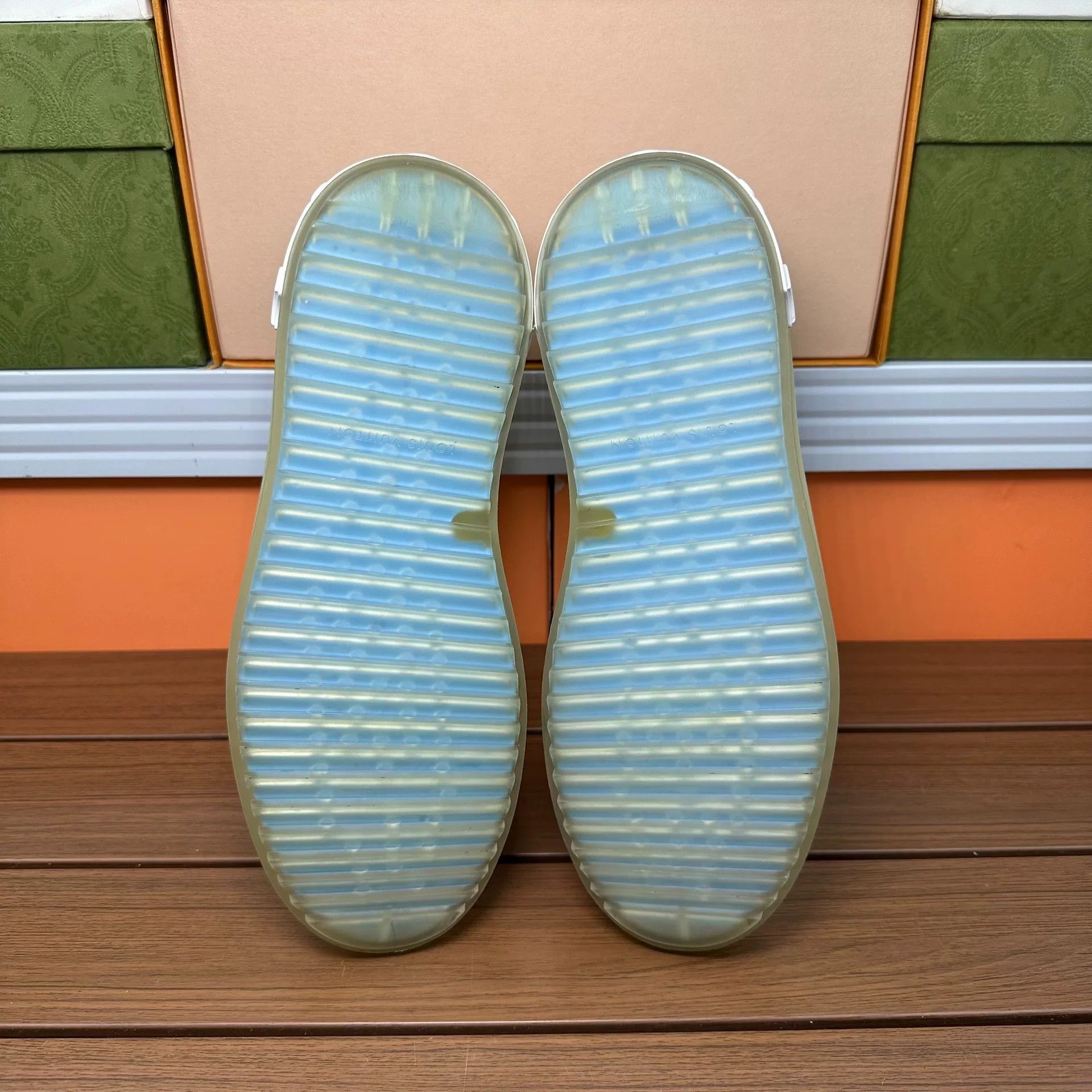 Louis Vuitton Louis Vuitton Blue Lowtop Sneakers it_36-5 Women Size US 6.5 / IT 36.5 - 7 Thumbnail