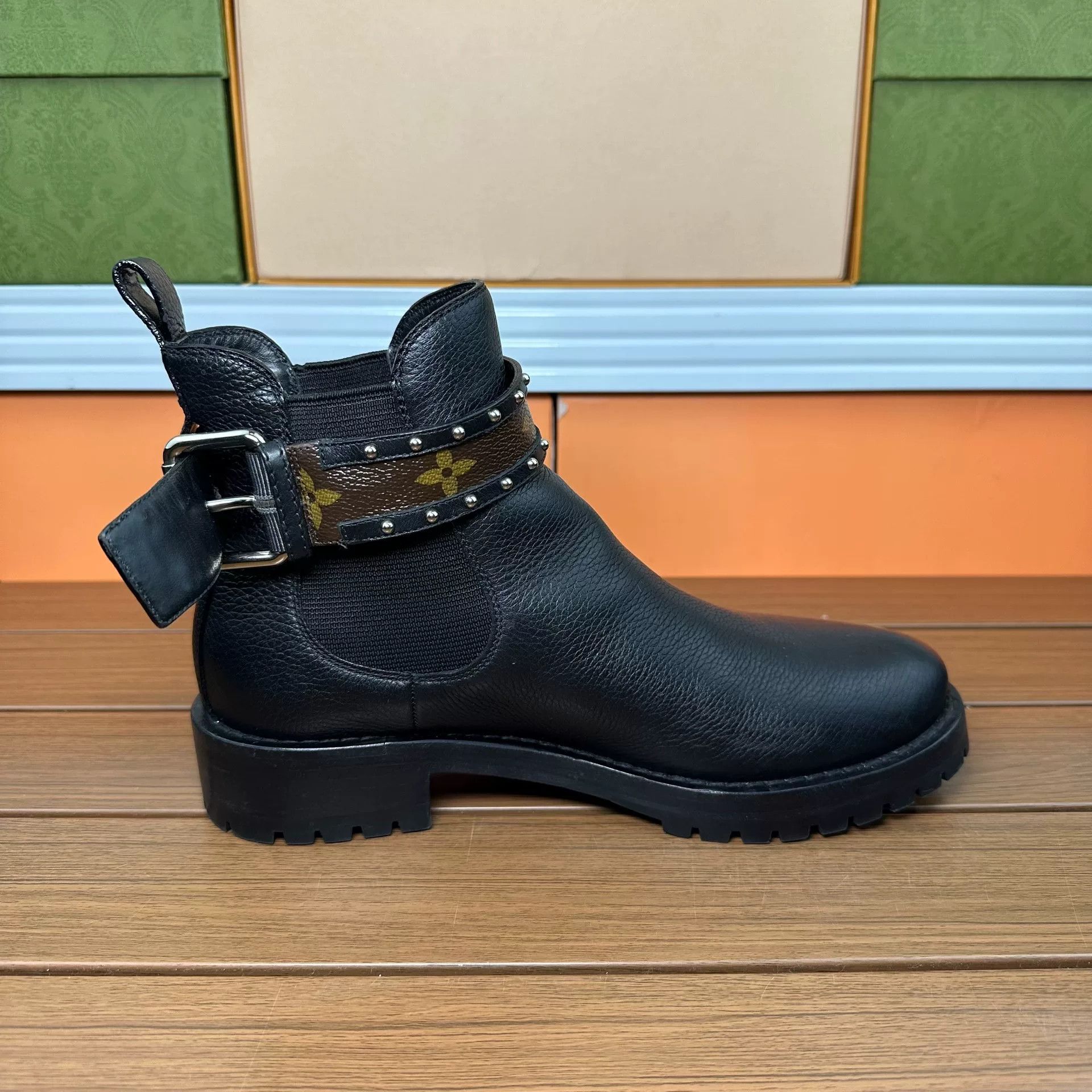 Louis Vuitton Louis Vuitton Boots it_36-5 Women Size US 6.5 / IT 36.5 - 2 Thumbnail