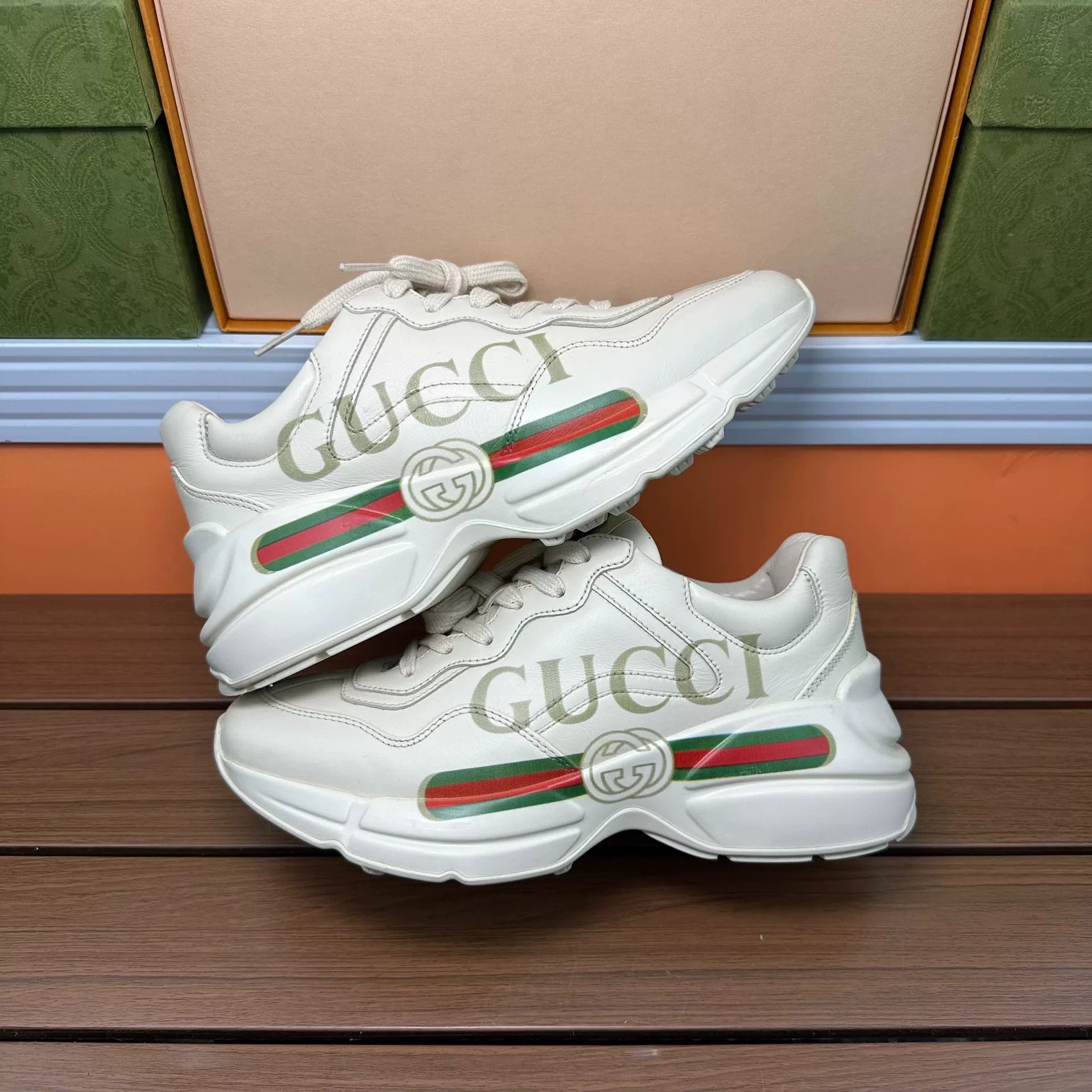 Gucci Gucci Printed Lowtop Sneakers it_36 Women Size US 6 / IT 36 - 2 Thumbnail