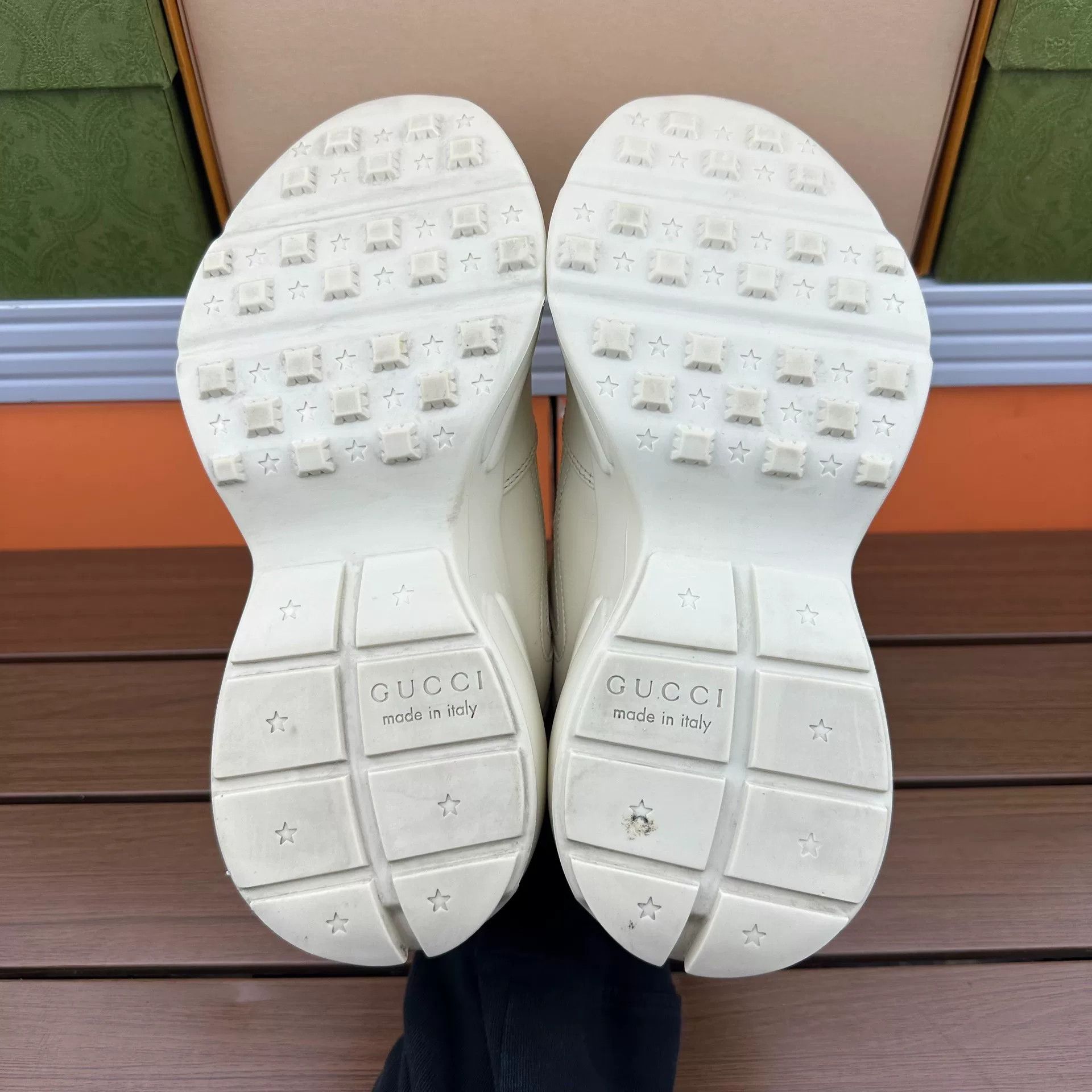 Gucci Gucci Printed Lowtop Sneakers it_36 Women Size US 6 / IT 36 - 7 Thumbnail