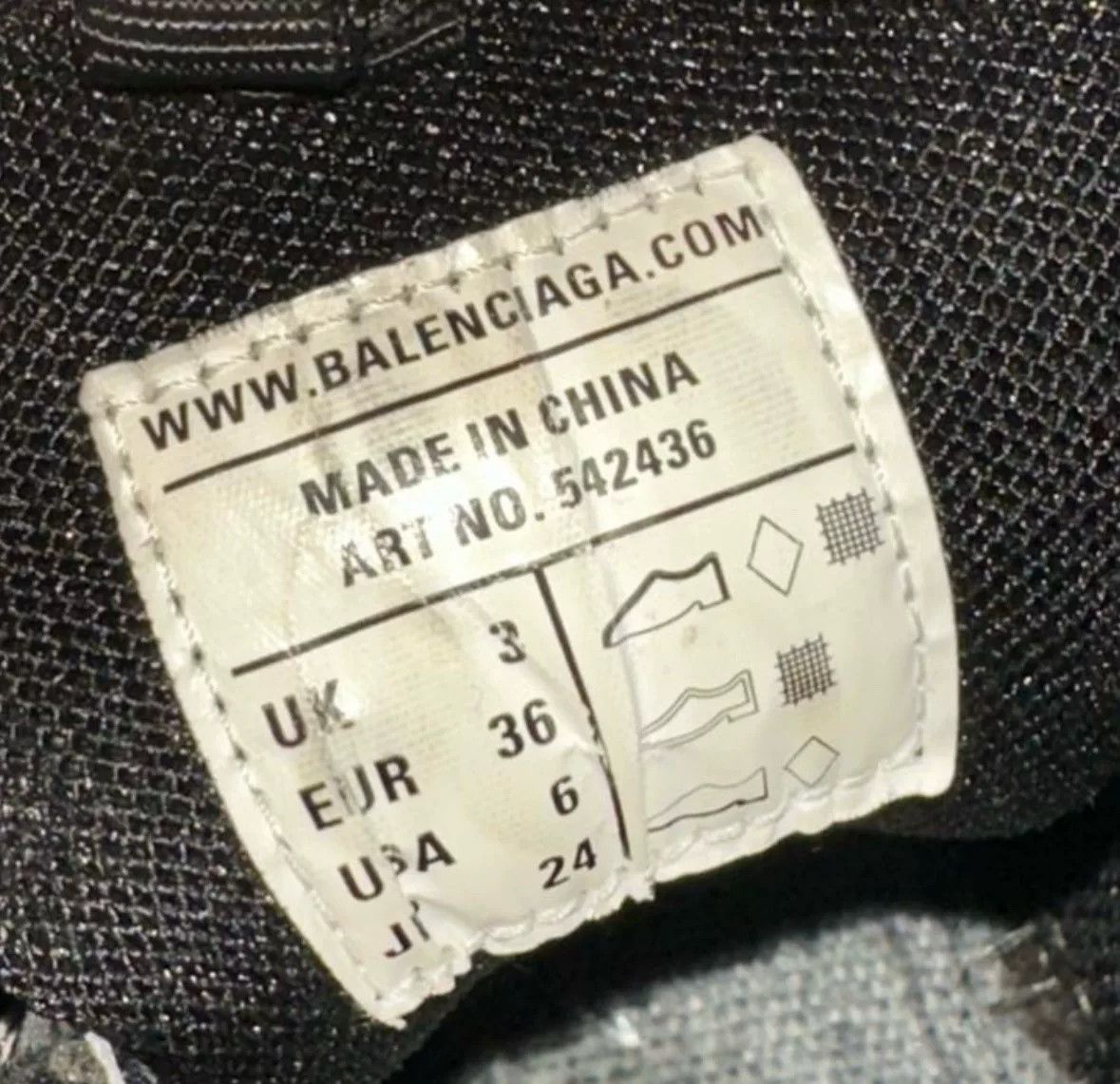 Balenciaga Balenciaga Distressed Black Lowtop Sneakers it_36 Women Size US 6 / IT 36 - 8 Thumbnail
