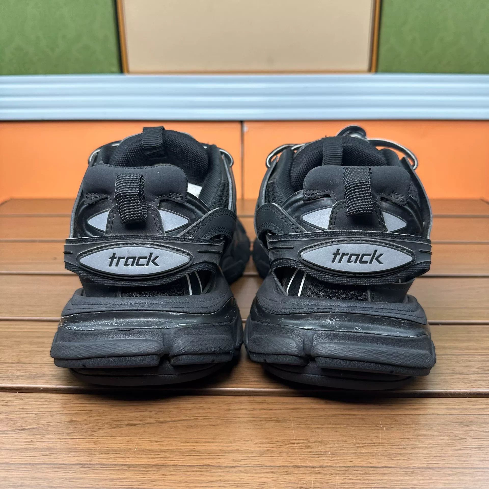 Balenciaga Balenciaga Distressed Black Lowtop Sneakers it_36 Women Size US 6 / IT 36 - 5 Thumbnail