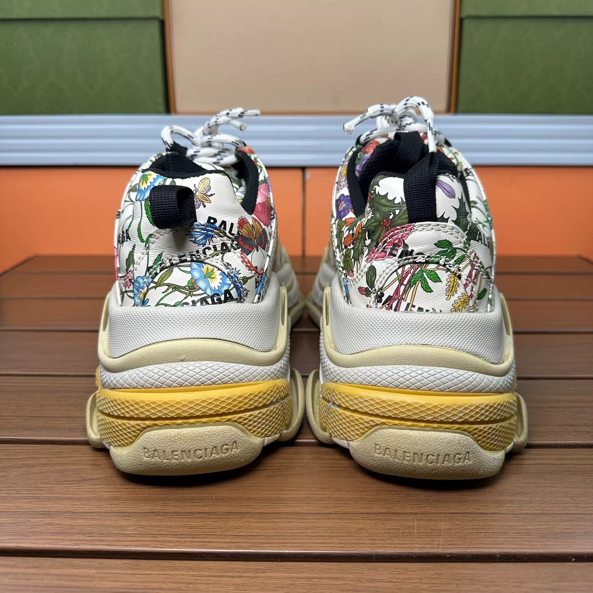 Gucci Gucci Collab Lowtop Sneakers it_38 Women Size US 8 / IT 38 - 6 Thumbnail