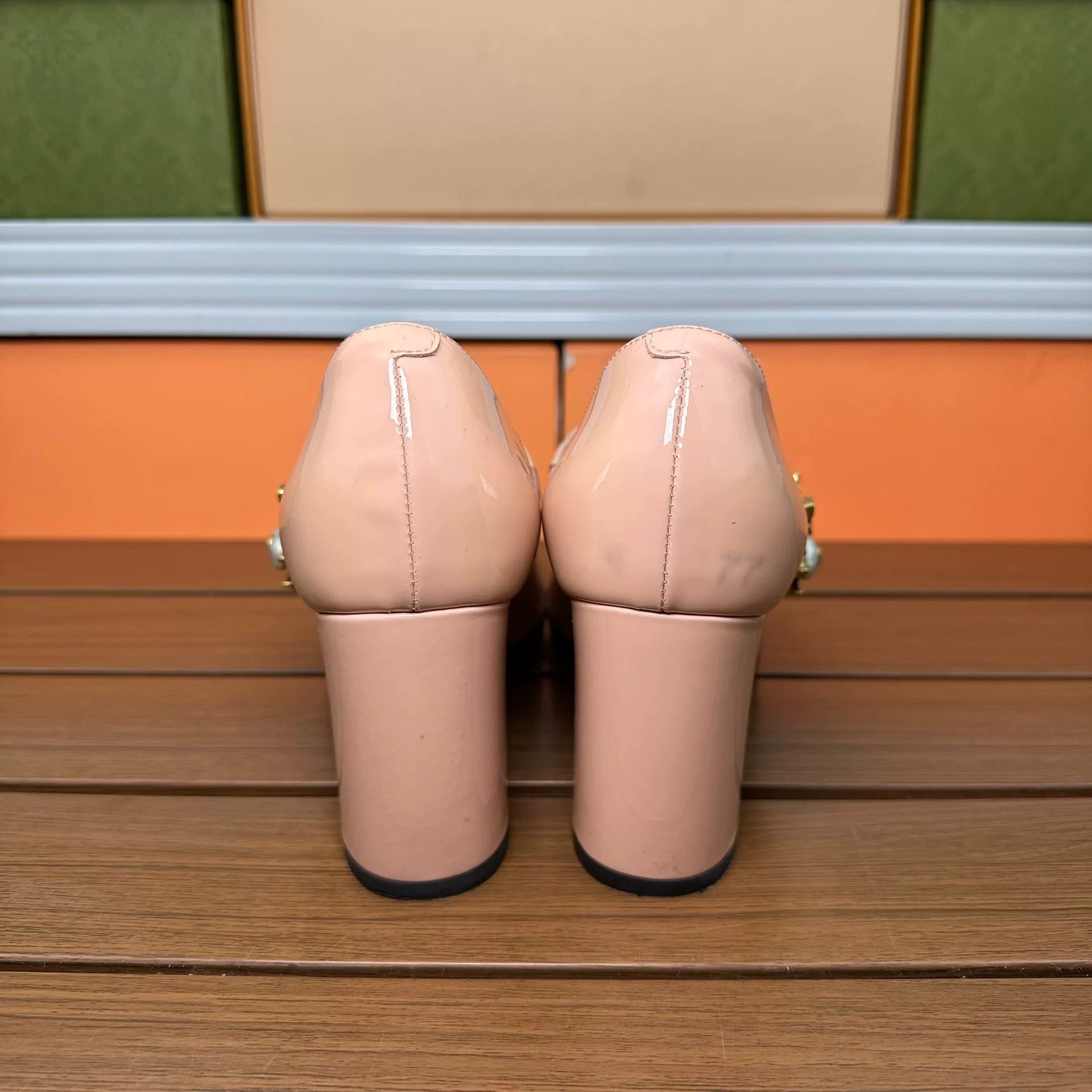 Gucci Gucci Patent Pink Lowtop Sneakers it_37 Women Size US 7 / IT 37 - 6 Thumbnail