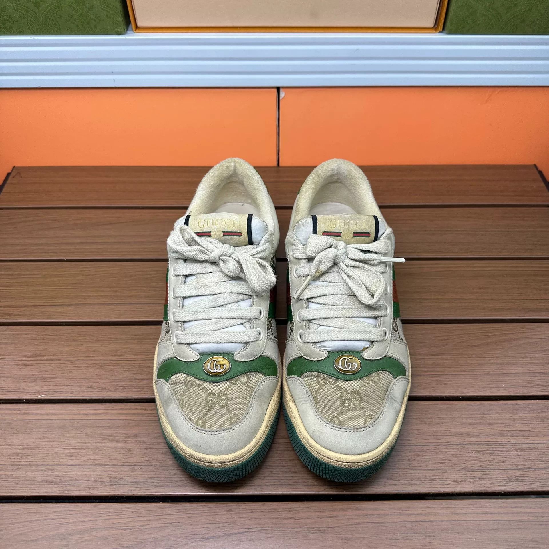 Gucci Gucci Distressed Green Lowtop Sneakers it_37 Women Size US 7 / IT 37 - 4 Thumbnail