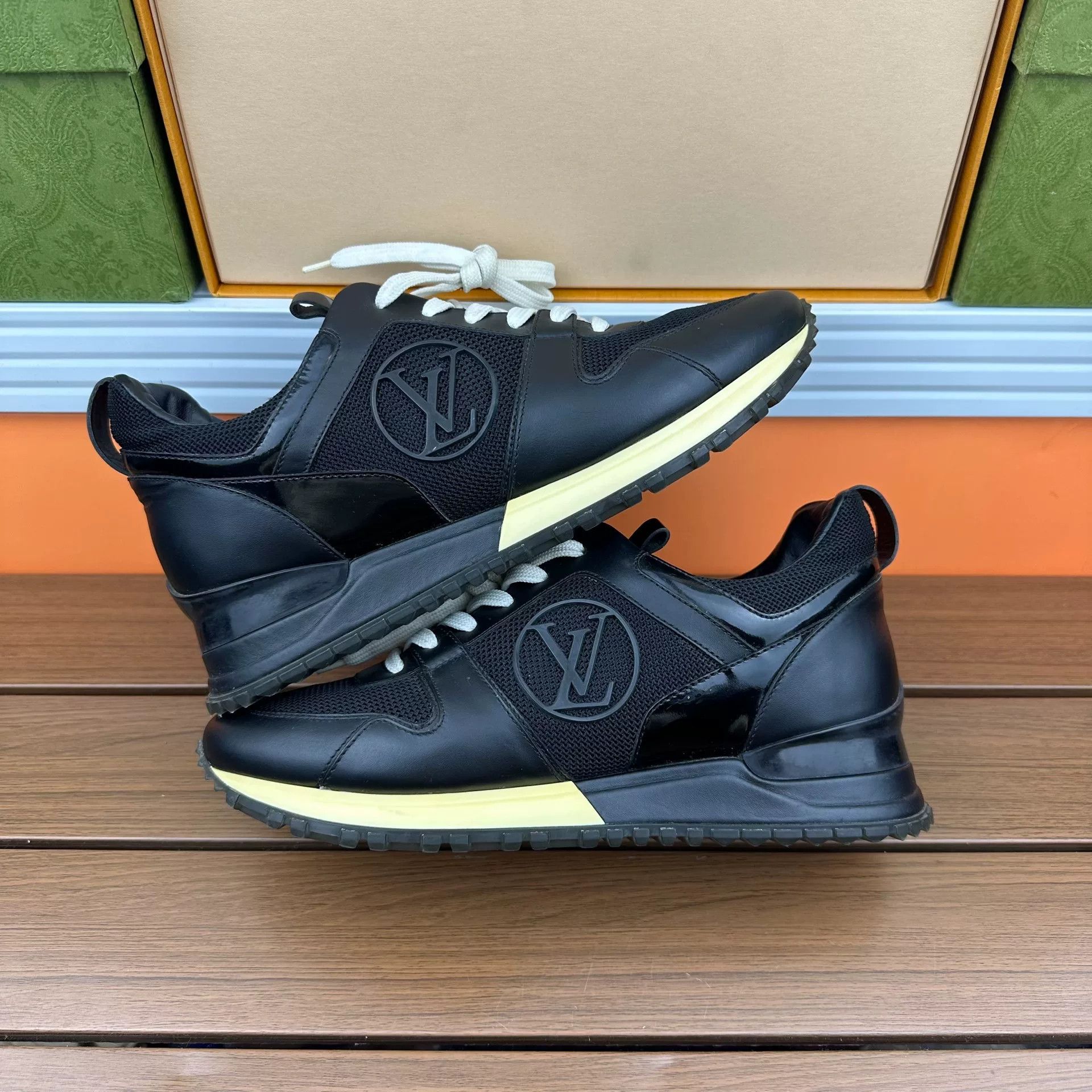 Louis Vuitton Louis Vuitton Casual Lowtop Sneakers it_36 Women Size US 6 / IT 36 - 2 Thumbnail