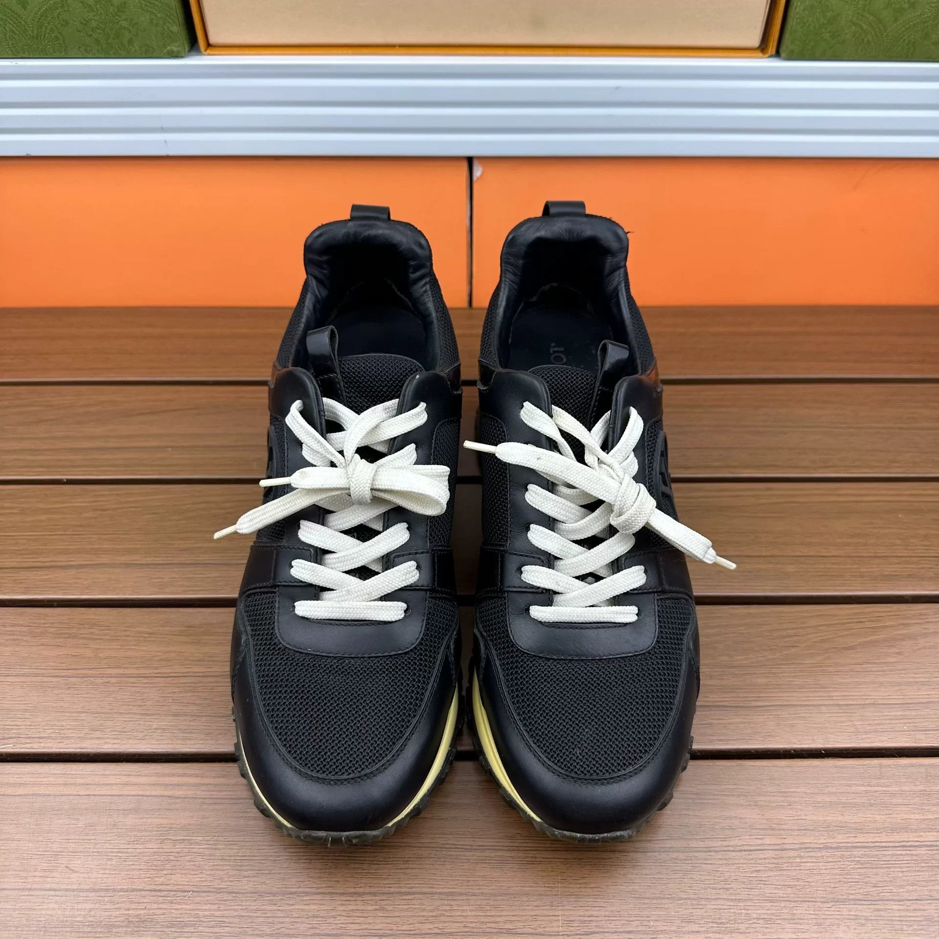 Louis Vuitton Louis Vuitton Casual Lowtop Sneakers it_36 Women Size US 6 / IT 36 - 4 Thumbnail